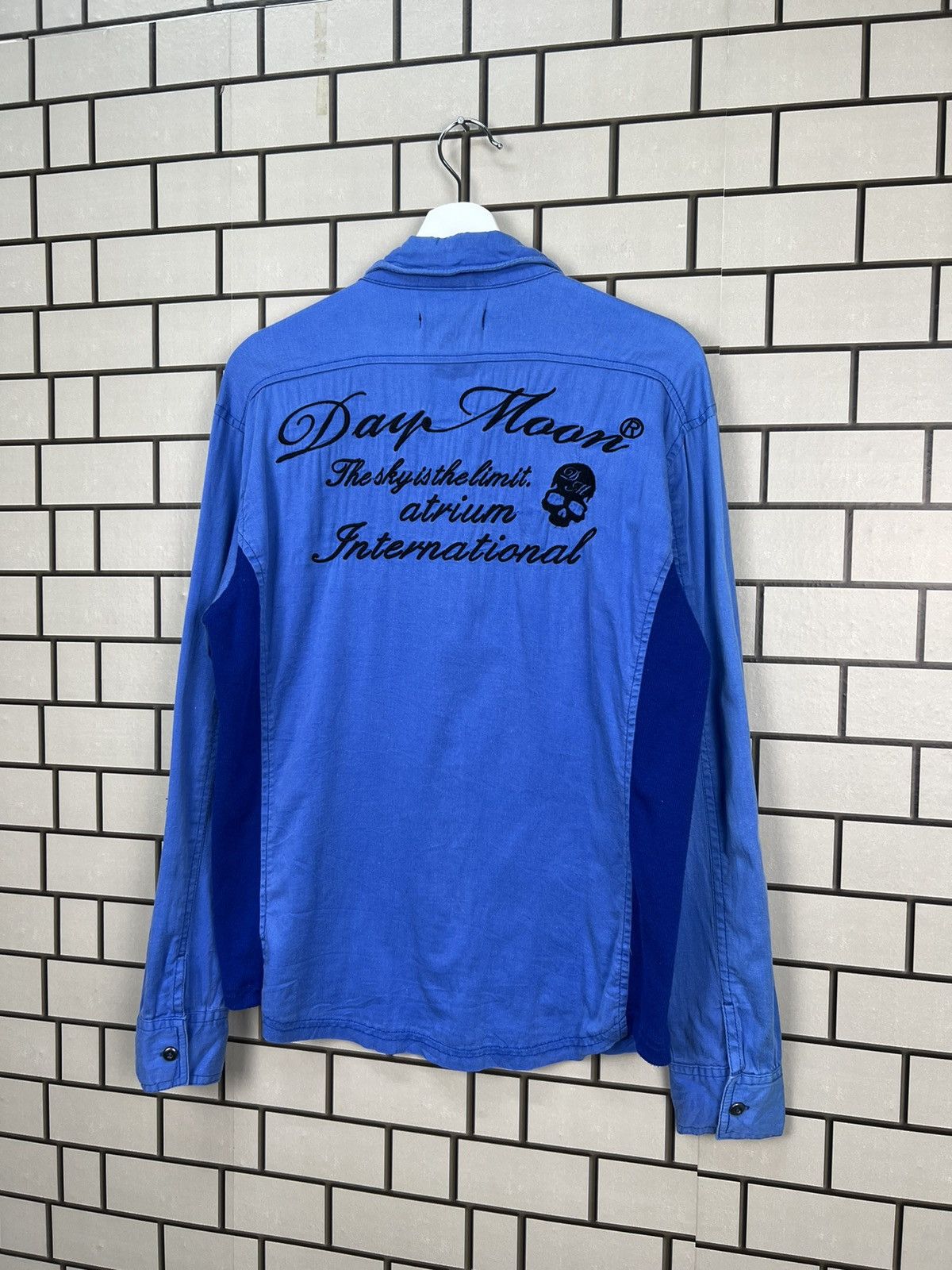 Japanese Brand Day Moon The Sky Is The Limit Atrium International Shirt Size US M / EU 48-50 / 2 - 8 Thumbnail