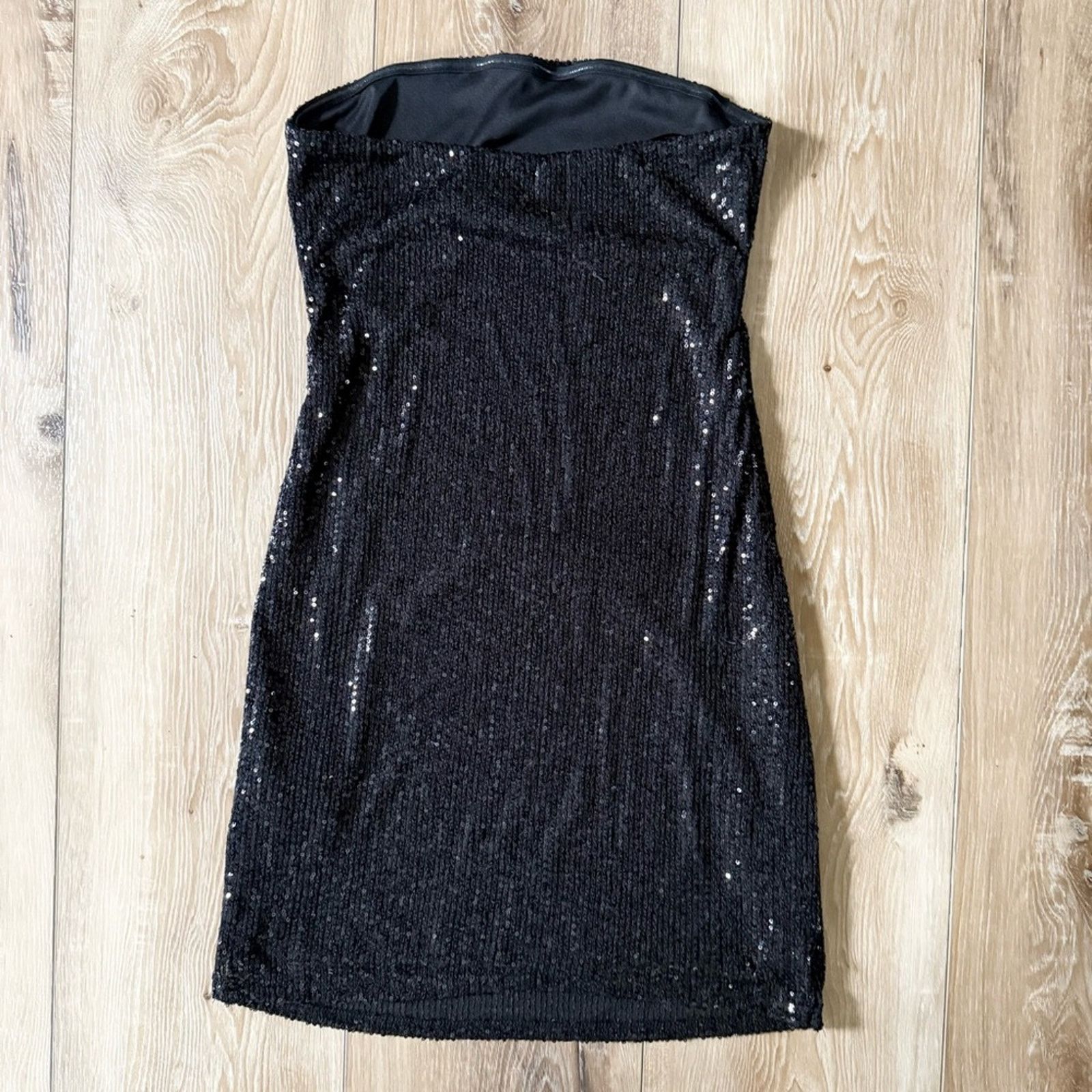 Urban Outfitters Urban Outfitters Larissa Sequin Tube Mini Dress L Size L / US 10 / IT 46 - 2 Thumbnail