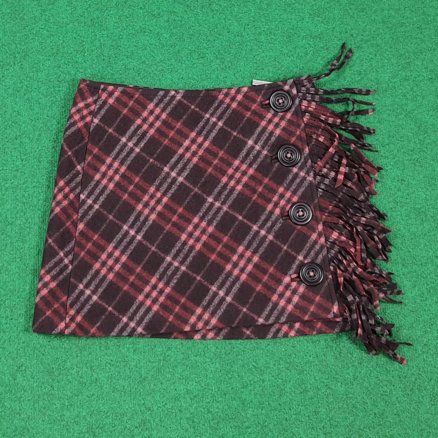 Burberry Vintage Burberry Blue Label Plaid Mini Skirt Fringe C297N28 Size 28" / US 6 / IT 42 - 1 Thumbnail