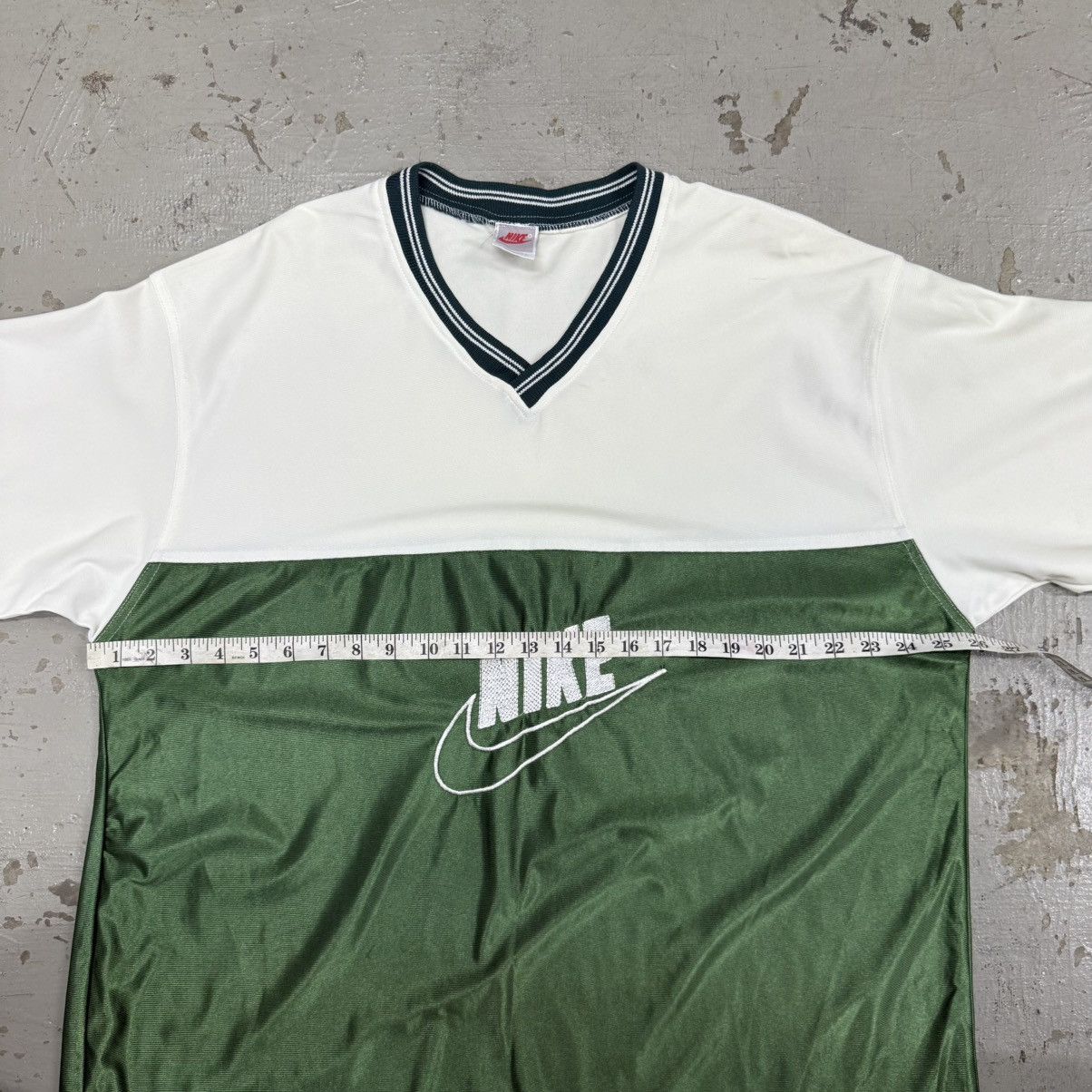 Vintage Vintage Nike Jersey Two Tone Size US XL / EU 56 / 4 - 6 Thumbnail