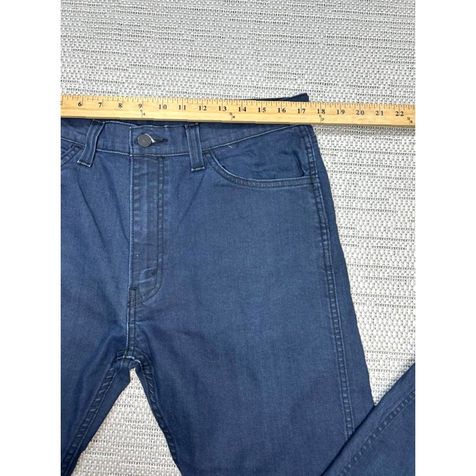 Levi's Levis 513 Jeans Mens 36 Blue Denim Indigo Wash Cotton Mid Rise 34x28 Regular Jeans Mens Blue Denim Indigo Wash 513 Levi's Size US 36 / EU 52 - 6 Thumbnail
