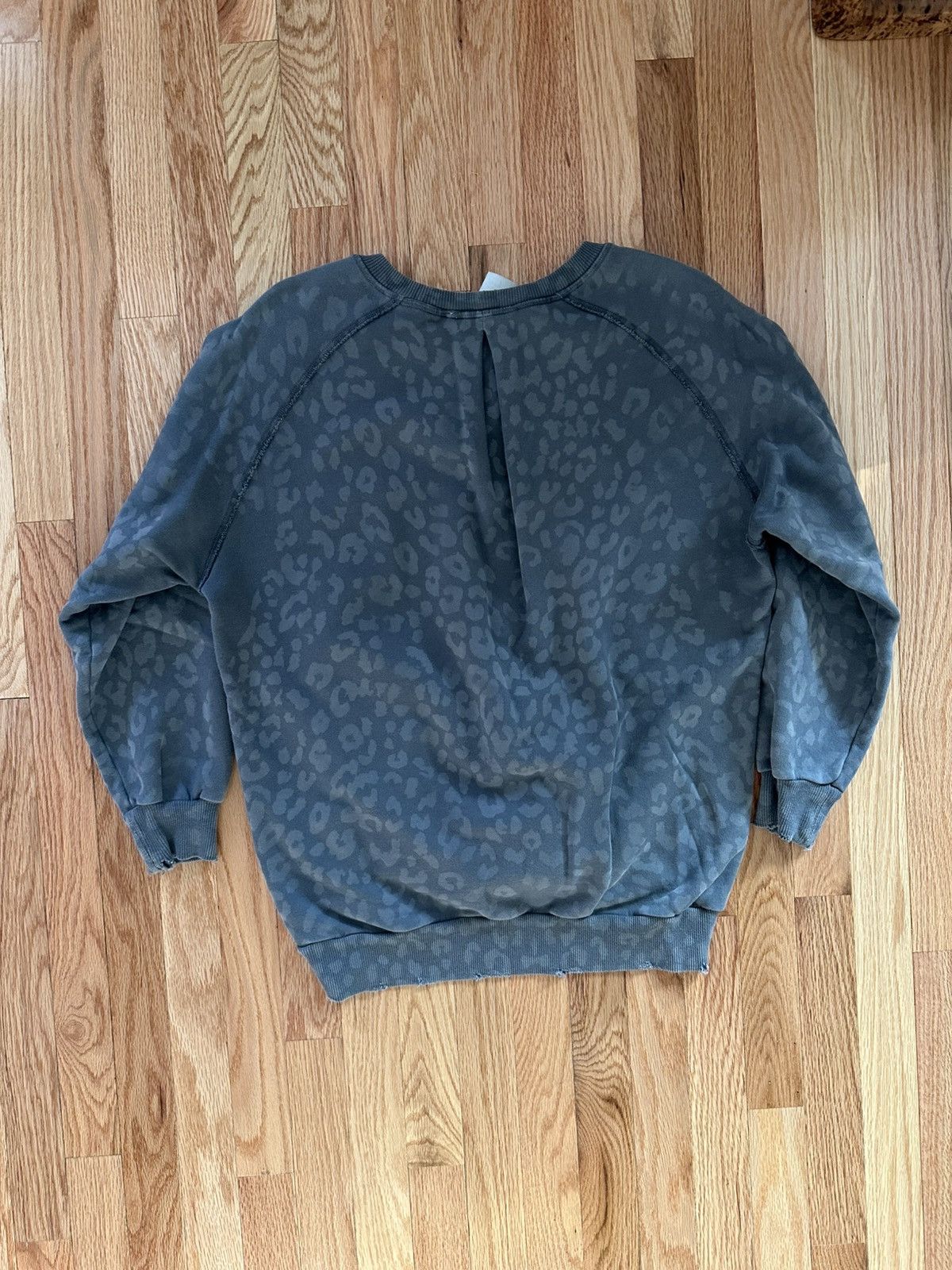Pierre Balmain Vintage Pierre Balmain Oversized Distressed Pullover Size US XS / EU 42 / 0 - 2 Thumbnail