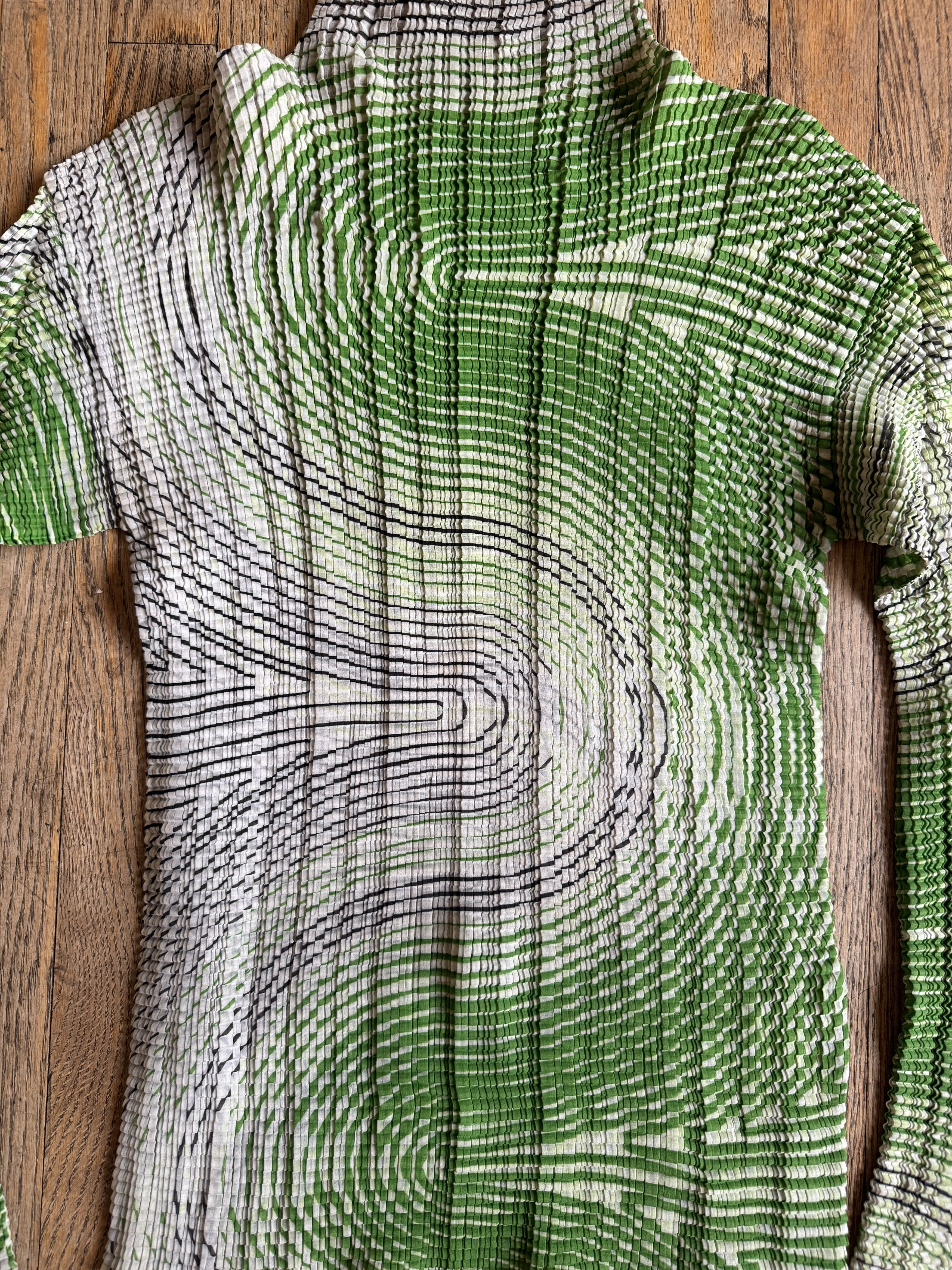 Issey Miyake 1990 Issey Miyake swirl printed top Size US M / EU 48-50 / 2 - 2 Thumbnail