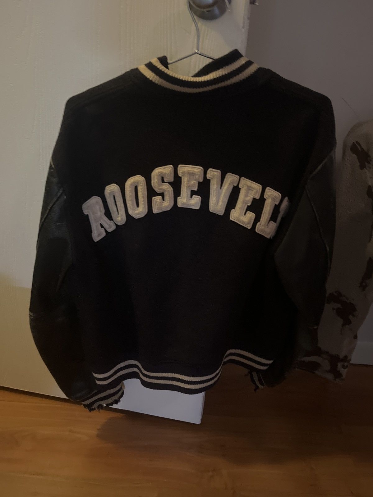 Vintage Black/Navy 69 Varsity Jacket “Steve” Roosevelt Size US M / EU 48-50 / 2 - 3 Thumbnail