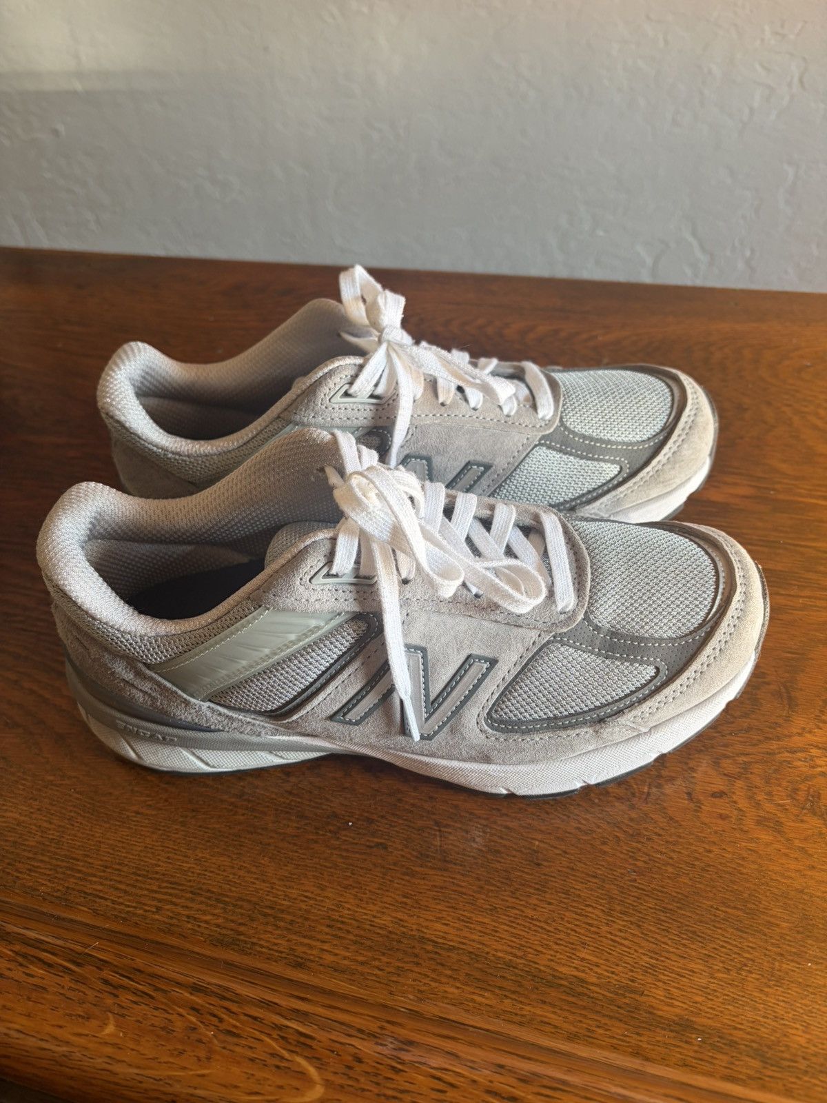 New Balance 990 V5 Size US 8 / IT 38 - 2 Thumbnail