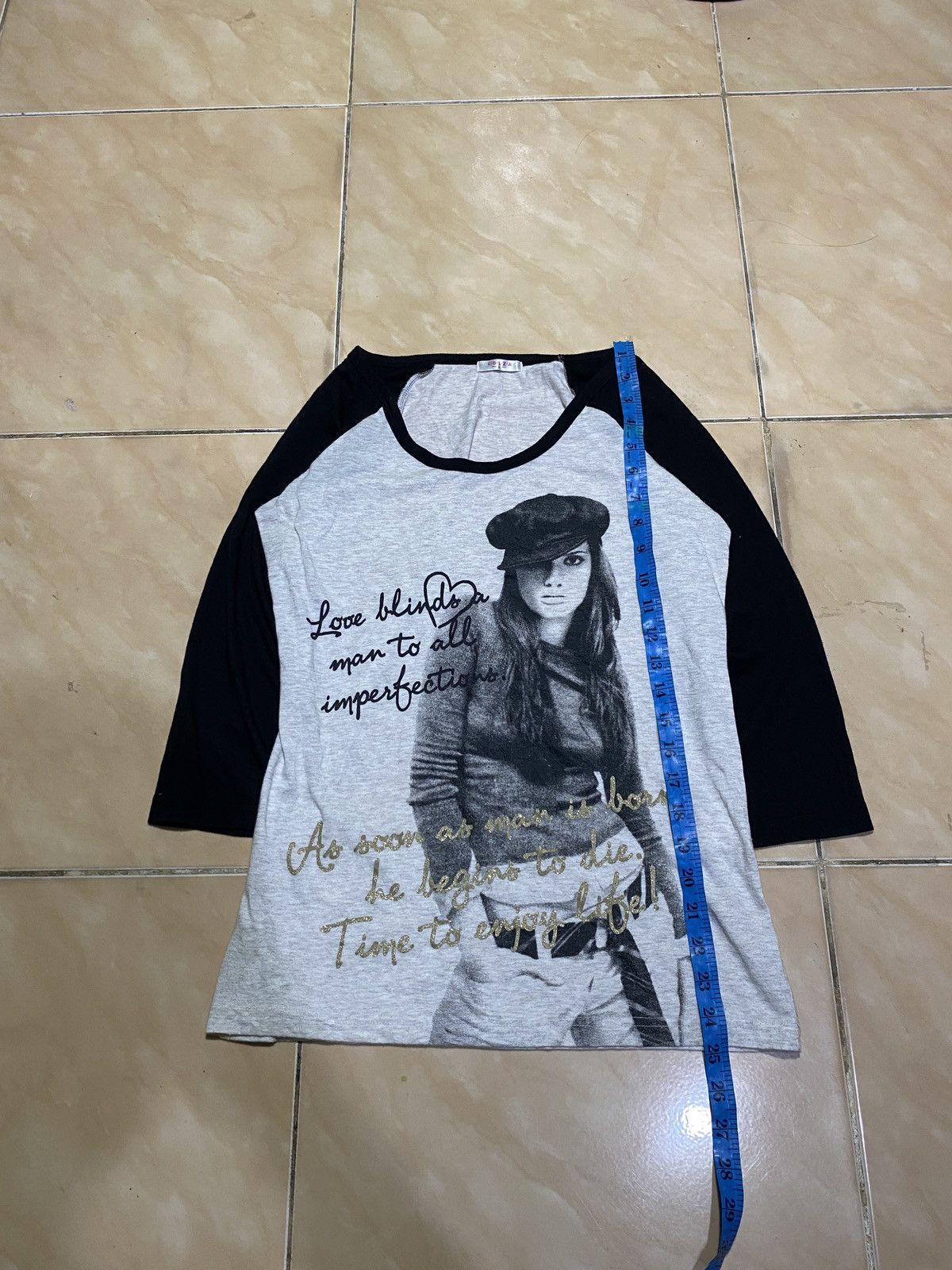 Hysteric Glamour ❤️‍🔥LONGSLEVEE Y2K GRILS GRAPHIC STYLE ❤️‍🔥 Size US L / EU 52-54 / 3 - 6 Thumbnail