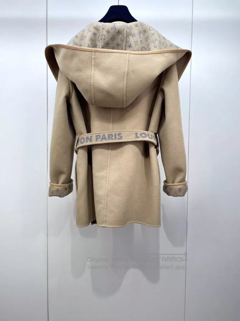 Louis Vuitton Louis Vuitton Old Flower Bathrobe Short Coat Size XS / US 0-2 / IT 36-38 - 2 Thumbnail