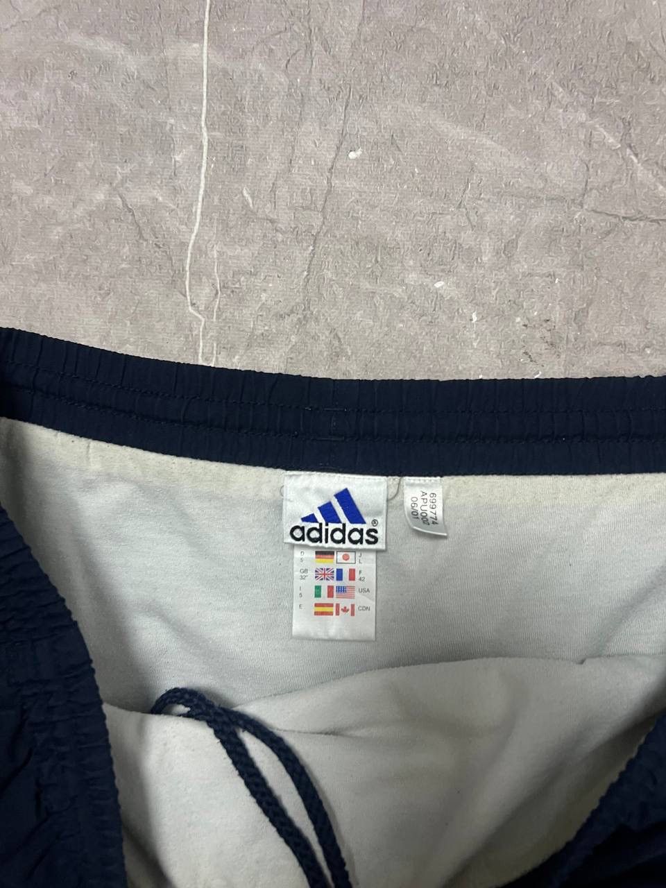 Adidas Vintage 90's Adidas Shorts Run Athletic Mens Sprint Track S/M Size US 32 / EU 48 - 7 Thumbnail