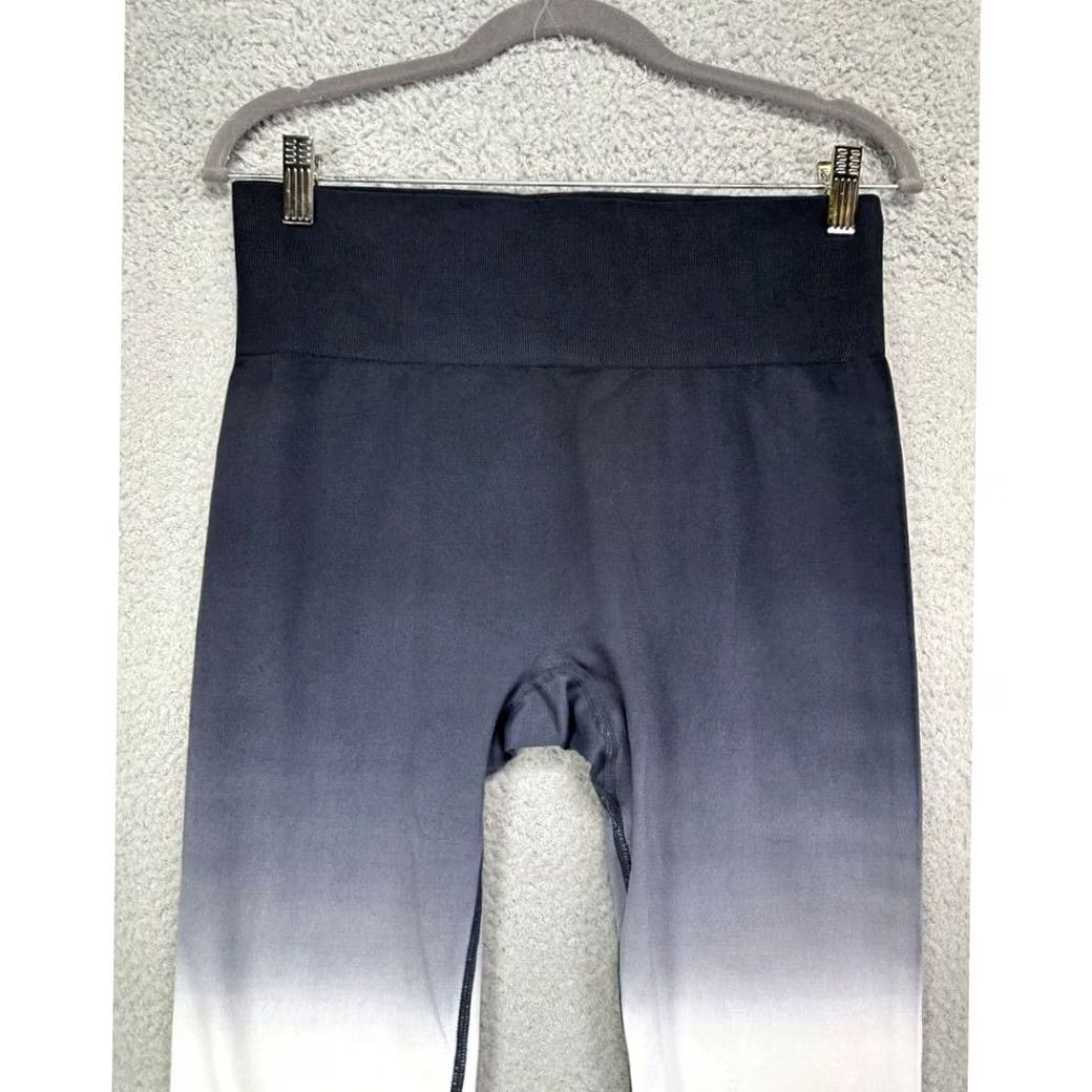 Vintage Zyia Active Crop Legging Yoga Athletic Pants Women Large Black Ombre Nylon Blend Size 36" / US 14 / IT 50 - 3 Thumbnail