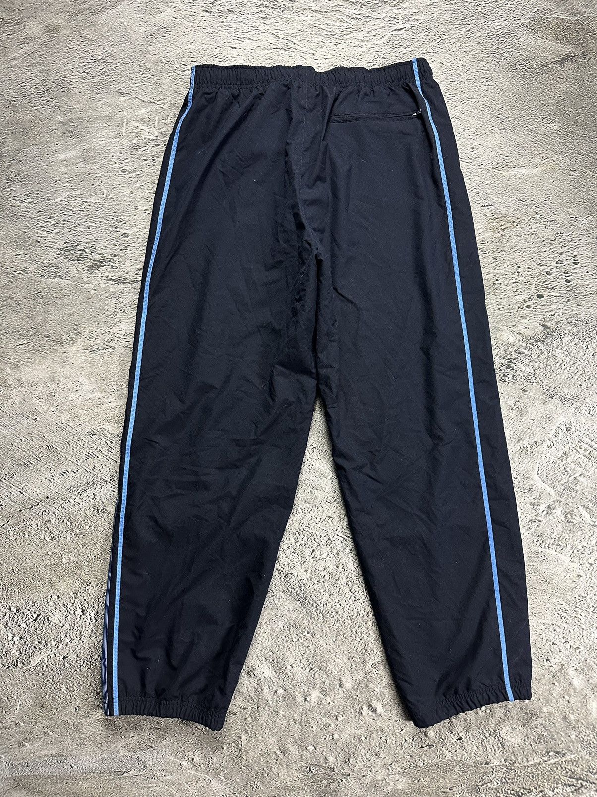 Nike × Vintage Nike track pants vintage navy nylon Y2K parachute baby blue Size US 34 / EU 50 - 6 Thumbnail