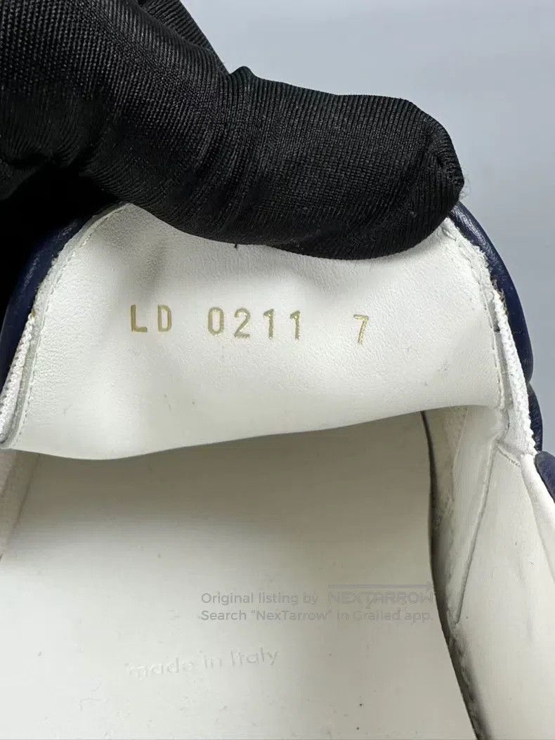 Louis Vuitton Louis Vuitton Ink-wash white and blue one-step casual shoe Size US 7 / EU 40 - 8 Thumbnail