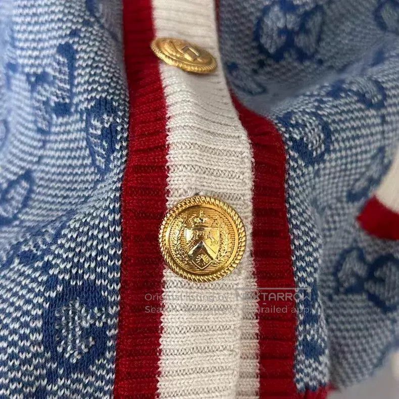 Gucci Gucci Blue full-print logo gold buckle cardigan coat Size S / US 4 / IT 40 - 4 Thumbnail