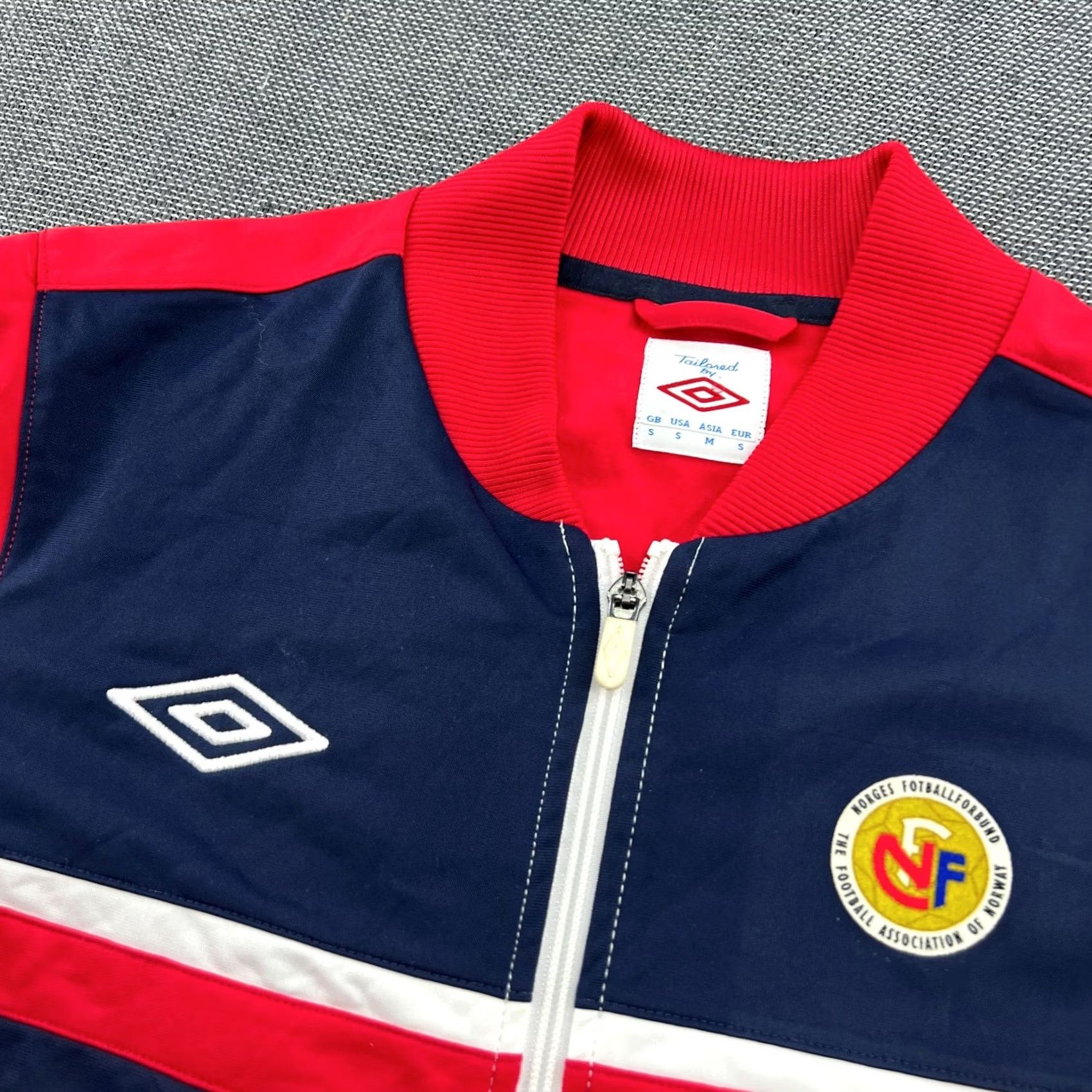 Umbro Umbro Norway 2010 2011 Track Jacket Player Issue Mens Small Football Full Zip Size US S / EU 44-46 / 1 - 6 Thumbnail