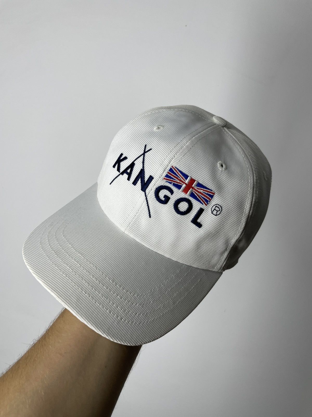Kangol Vintage Kangol Nylon hat Embroidered Big logo Britan Hat Size ONE SIZE - 2 Thumbnail