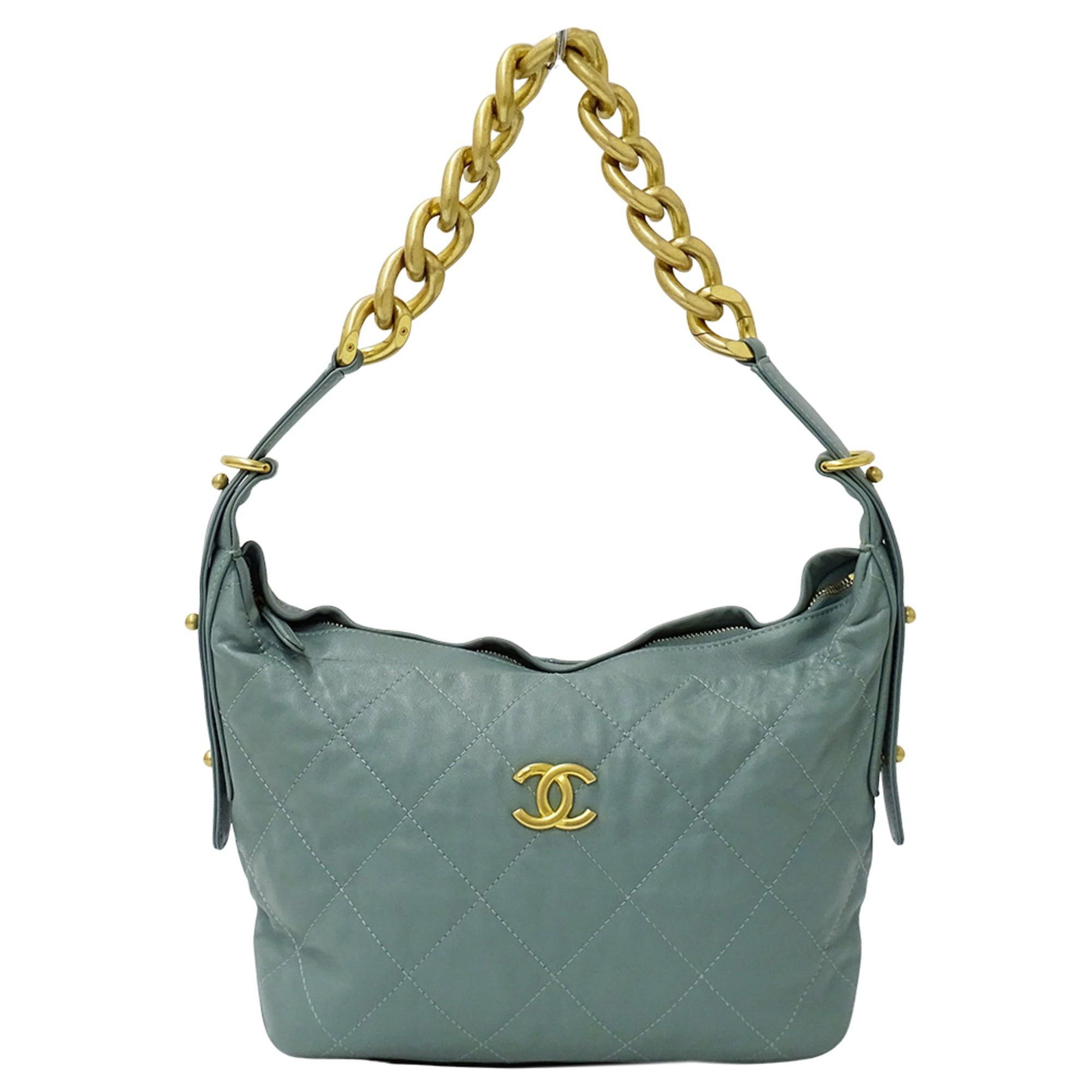 Chanel Chanel Matelassé handbag for women, brand name shoulder bag, leather, green, gold hardware, chain shoulder, one-shoulder style. Size ONE SIZE - 1 Thumbnail