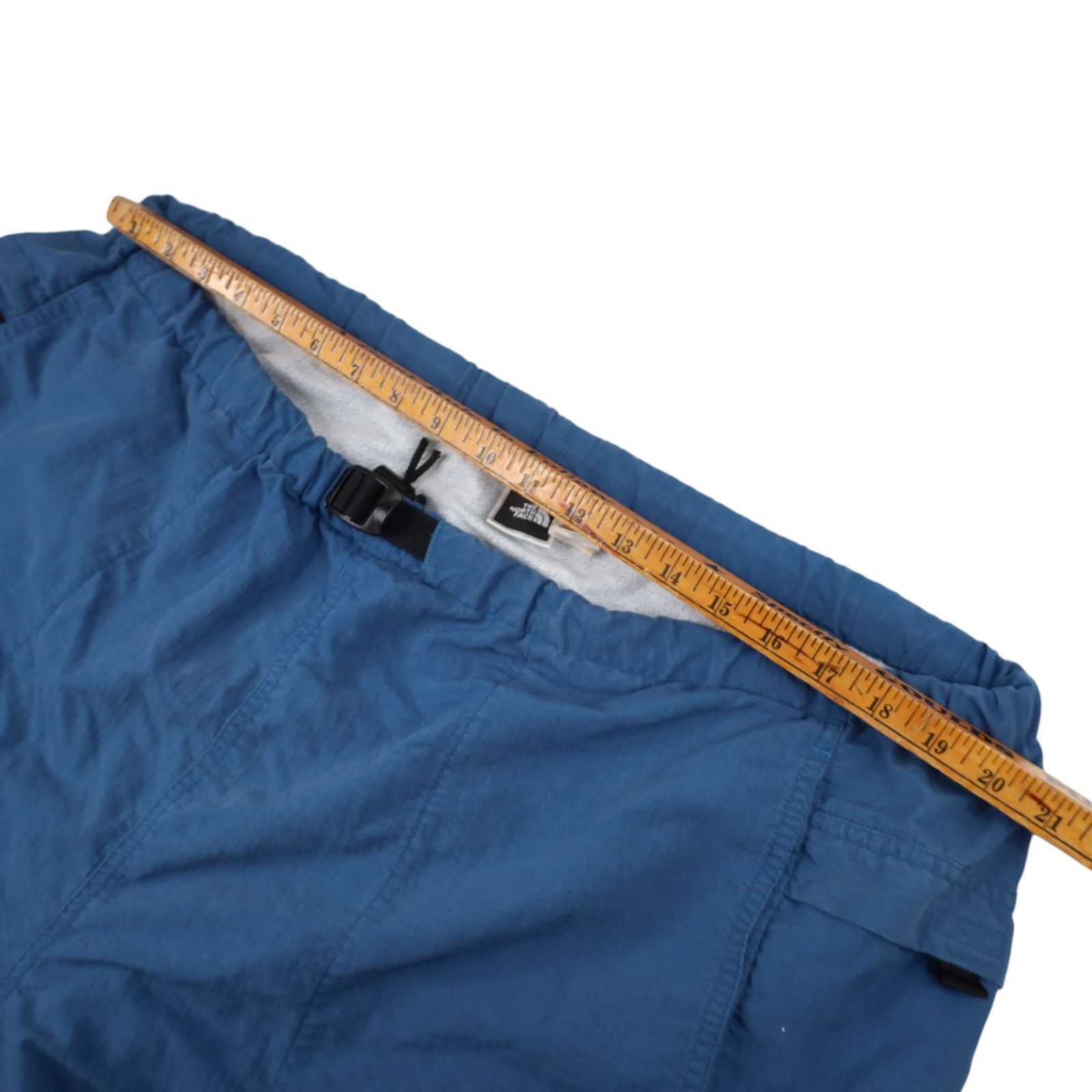 The North Face × Vintage Vintage The North Face Belted Adventure Shorts Size US 40 / EU 56 - 7 Thumbnail