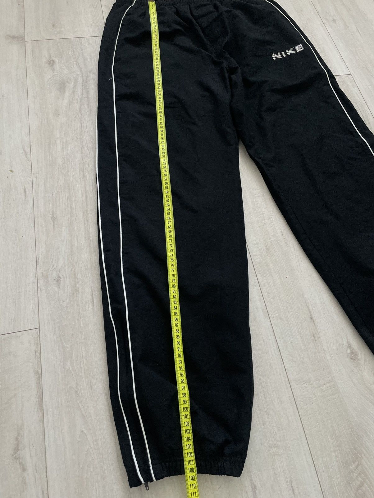 Nike Vintage Nike 00's Black Nylon Sweatpants Y2K Baggy Drill Size US 33 - 11 Thumbnail