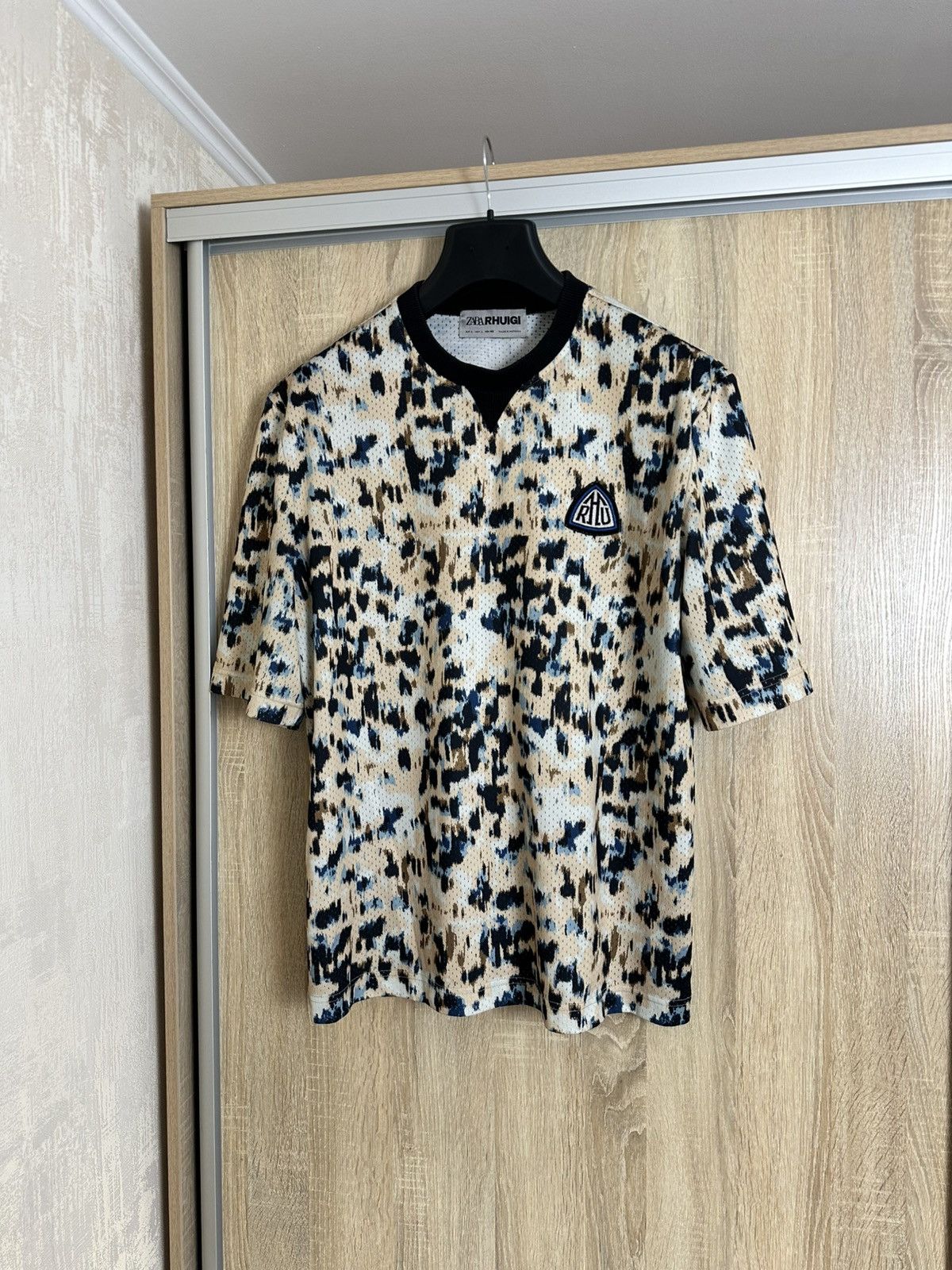 Rhude × Zara 🔥 Zara x Rhude Rhuigi Animal Print Oversized Jersey T Shirt Size US L / EU 52-54 / 3 - 2 Thumbnail