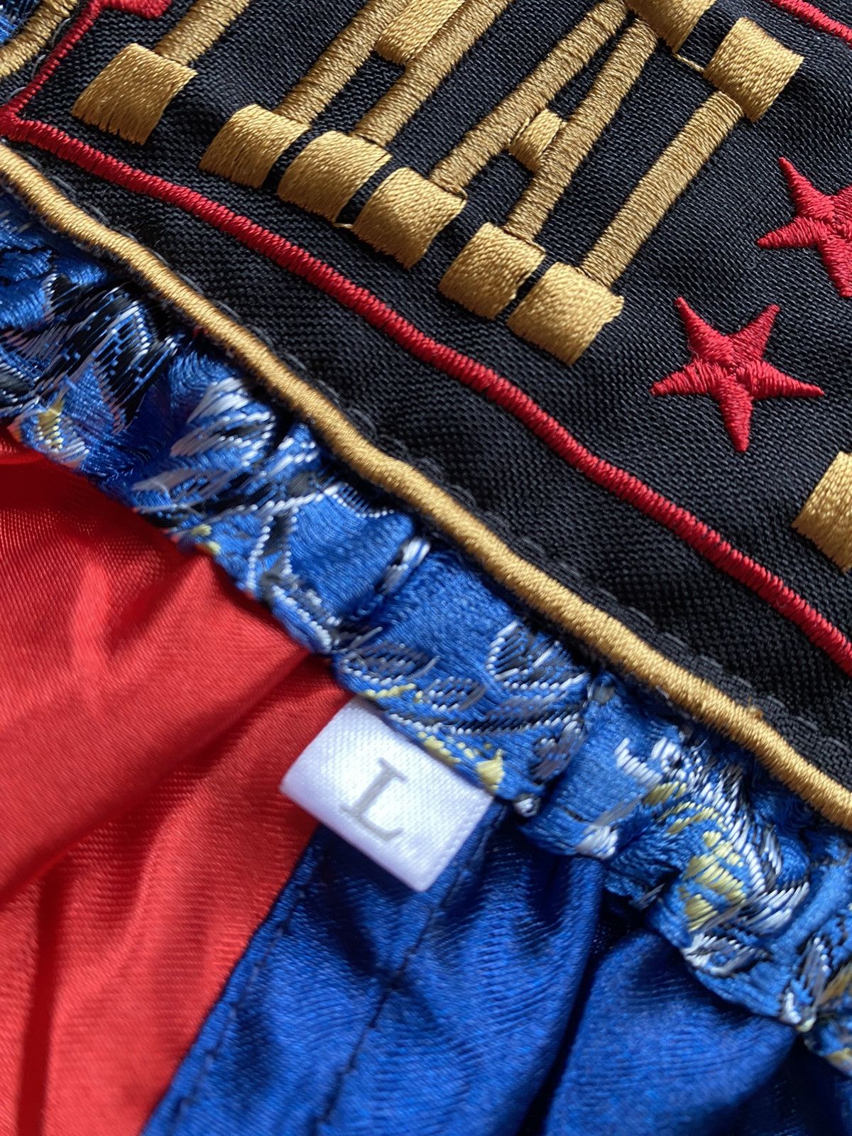 Vintage Vintage Muay Thai Boxing MMA Dragon Print Shorts Size L Size US 34 / EU 50 - 7 Thumbnail