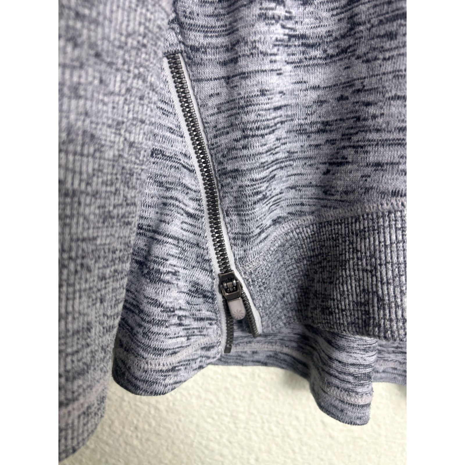 Athleta Athleta Womens XL Long Sleeve Pullover Sweatshirt Side Zip Cotton Gray Size XL / US 12-14 / IT 48-50 - 6 Thumbnail