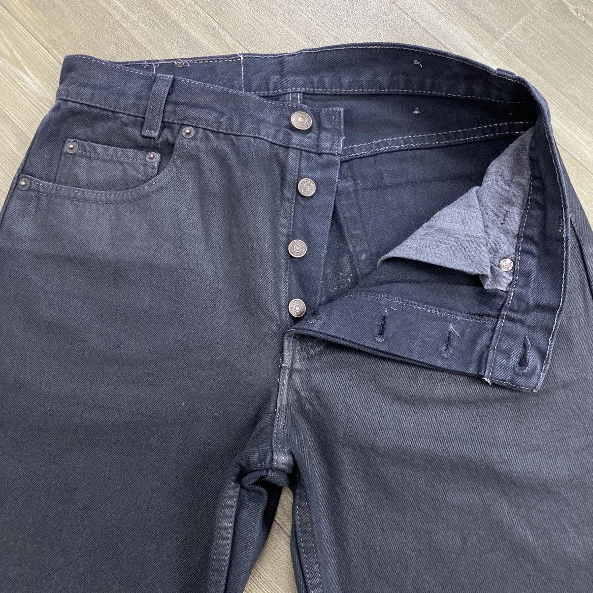 Levi's Vintage Clothing 1990s Vintage Levis 51 USA 30x36 Black Straight Jeans Size US 30 / EU 46 - 4 Thumbnail