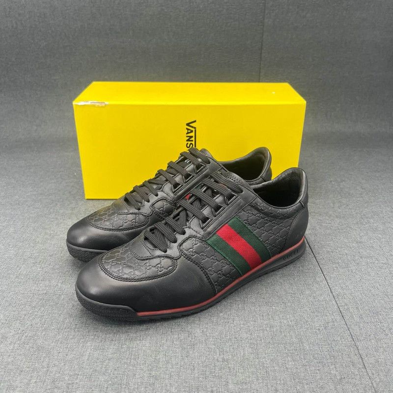 Gucci Gucci Leather Casual Sneakers with Lace-Up Detail 0079 Size US 8 / EU 41 - 1 Thumbnail