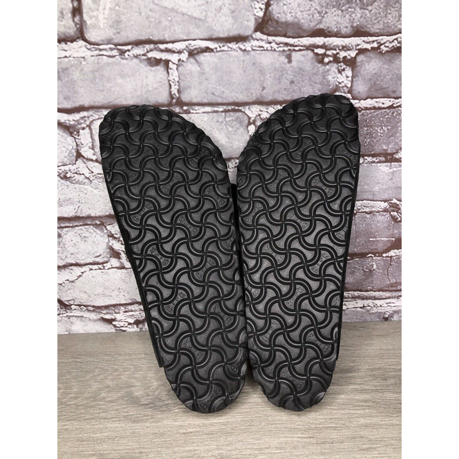Birkenstock Birkenstock Arizona Black Suede Leather Strap Slides Sandals Size US 10 / IT 40 - 9 Thumbnail
