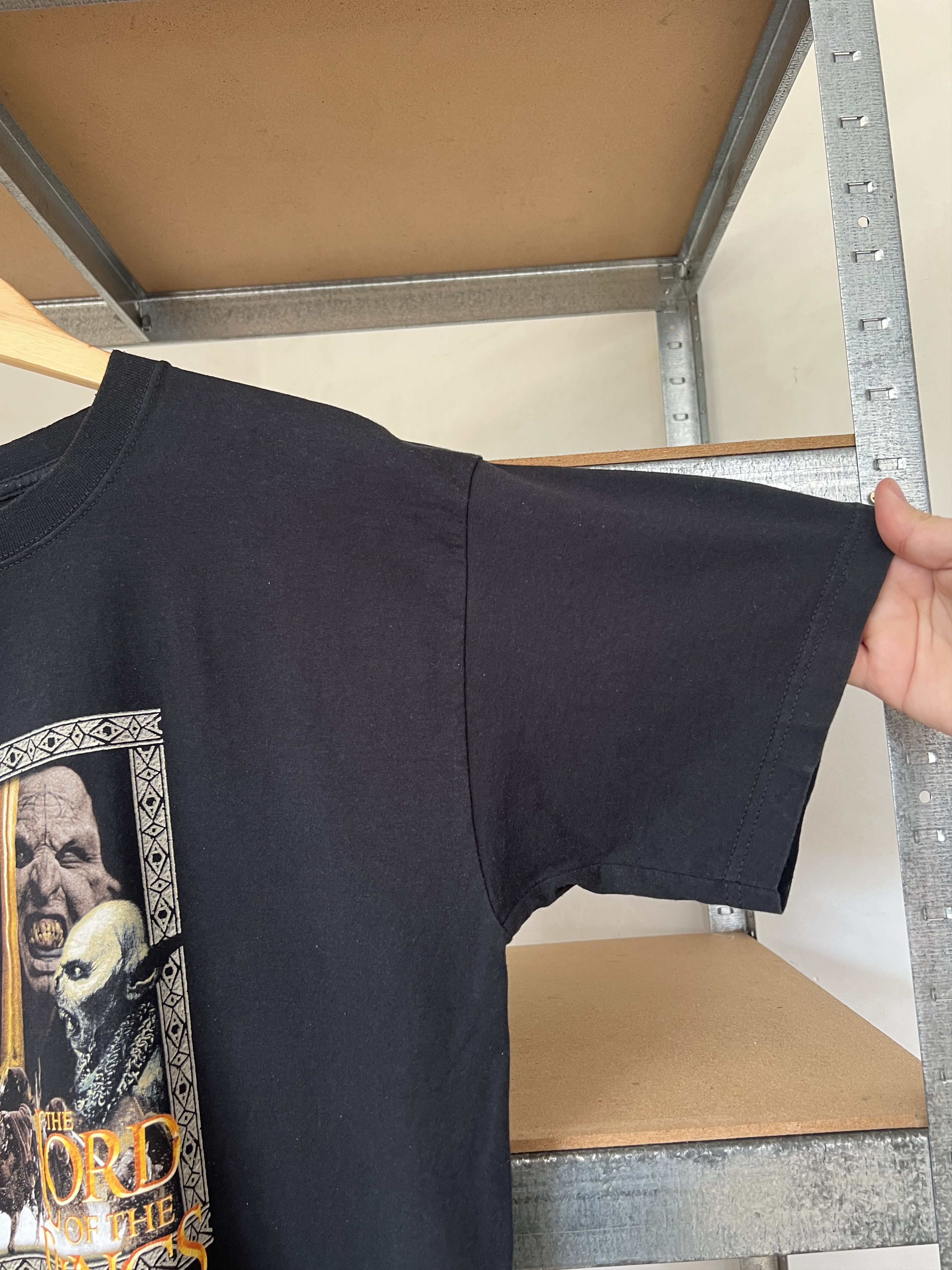 Vintage Lord of the Rings Vintage Y2K Two Towers Movie tee Size US L / EU 52-54 / 3 - 6 Thumbnail