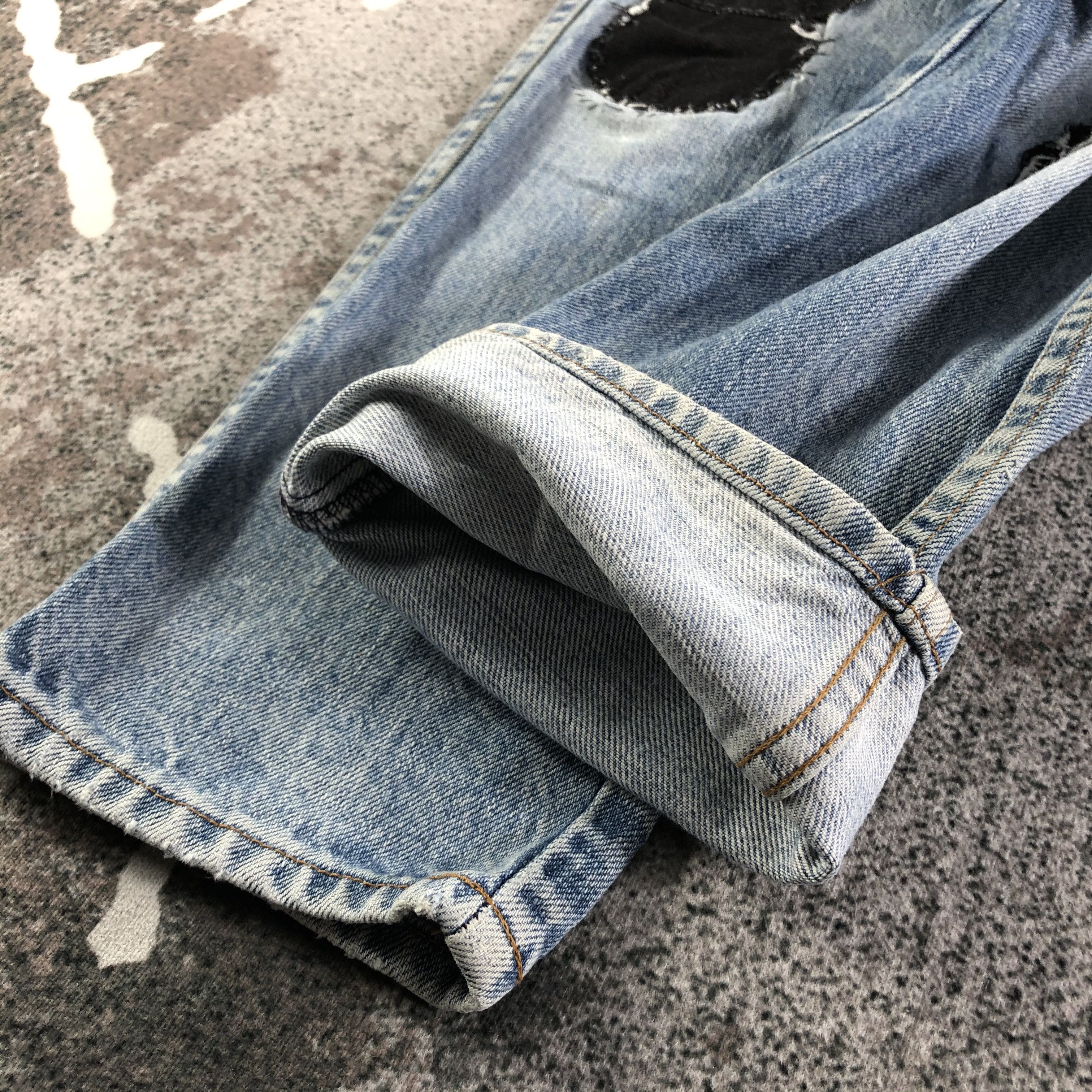 Levi's 90s Vintage Levis 635 Jeans Medium Wash Denim KJ2347 Size US 29 - 6 Thumbnail