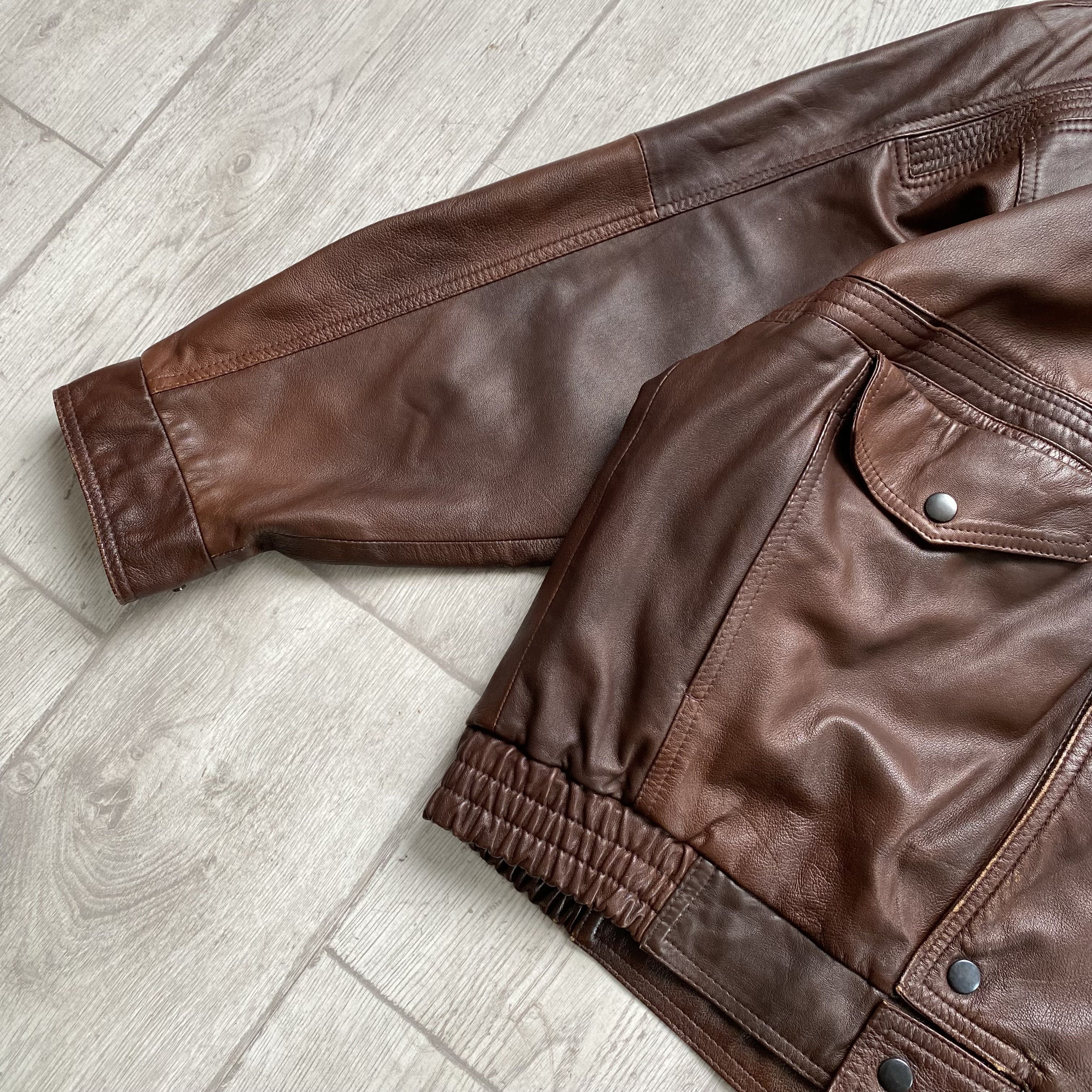 Vintage Vintage 90s Brown leather bomber Boxy Baggy jacket Size US M / EU 48-50 / 2 - 6 Thumbnail