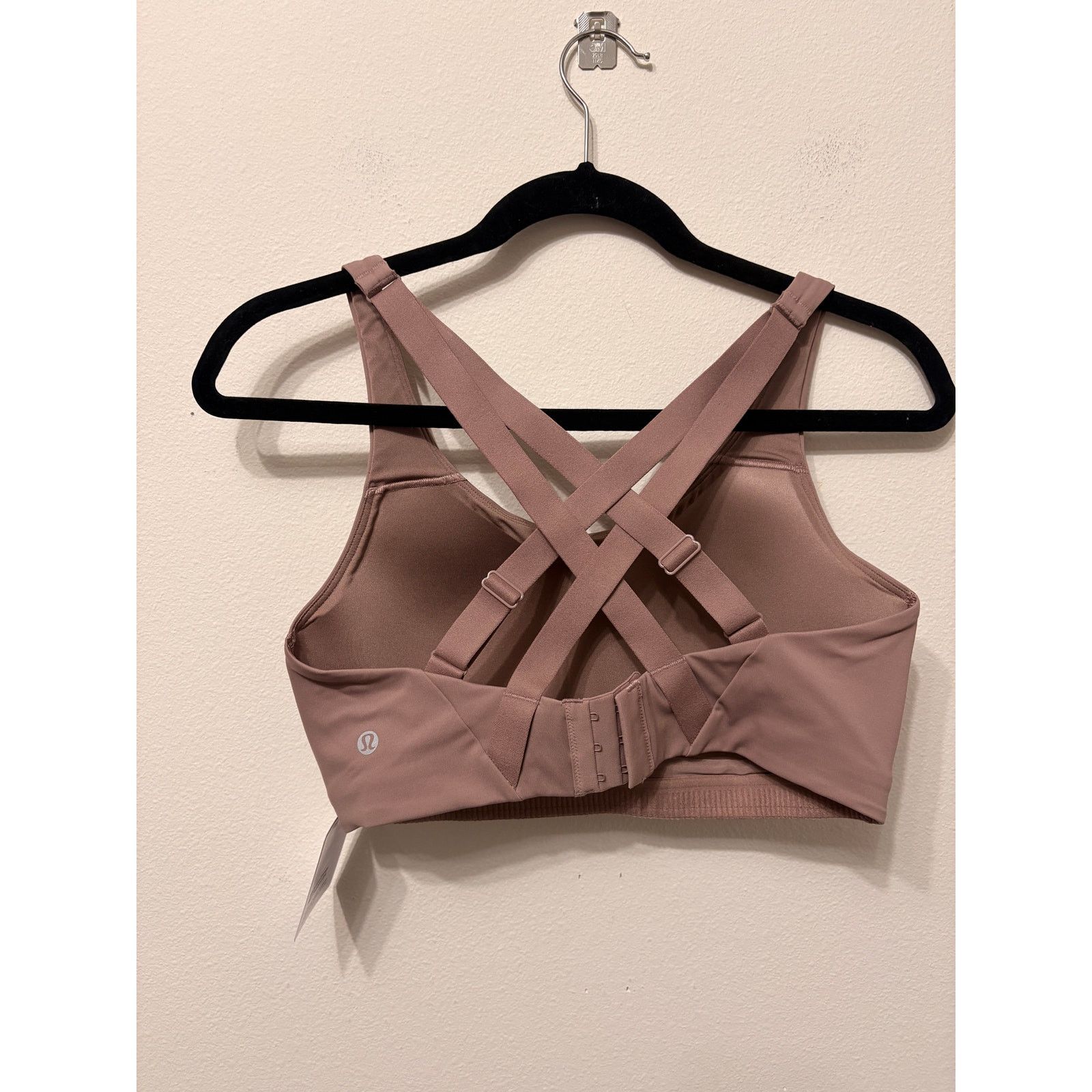 Lululemon NWT Lululemon High Energy Support Bra Ashen Rose 34D $68 Size ONE SIZE - 2 Thumbnail