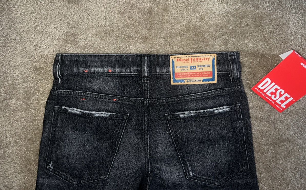Diesel Diesel D Buck bootcut denim jeans Size US 30 / EU 46 - 5 Thumbnail
