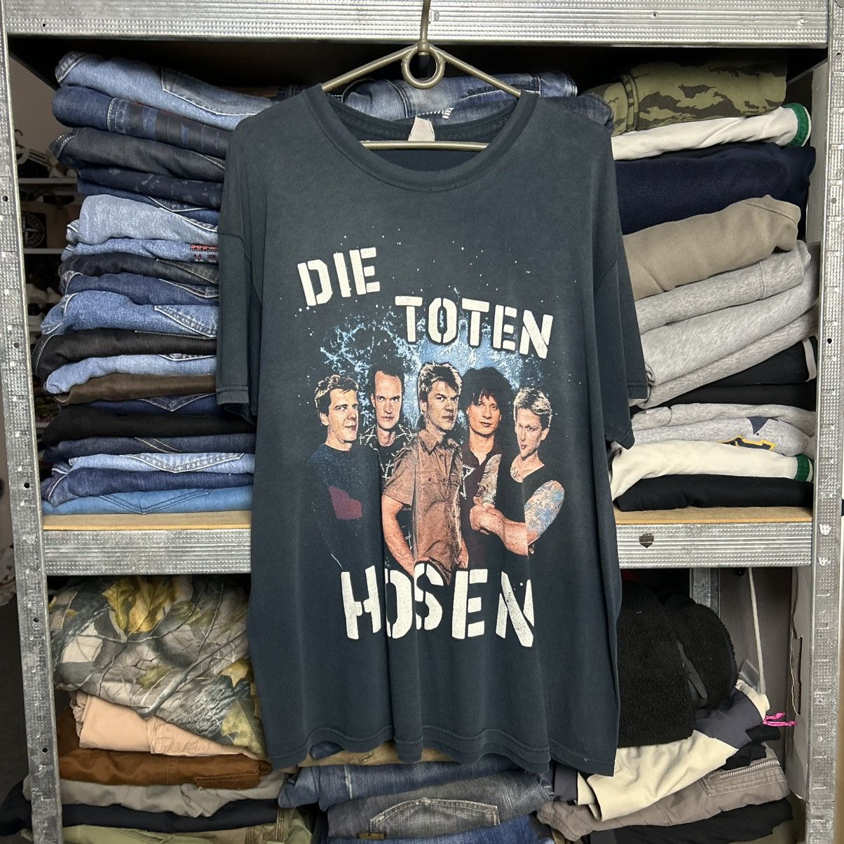 Band Tees Vintage Die Toten Hosen 1990’s Rock Band tee size L Size US L / EU 52-54 / 3 - 1 Thumbnail