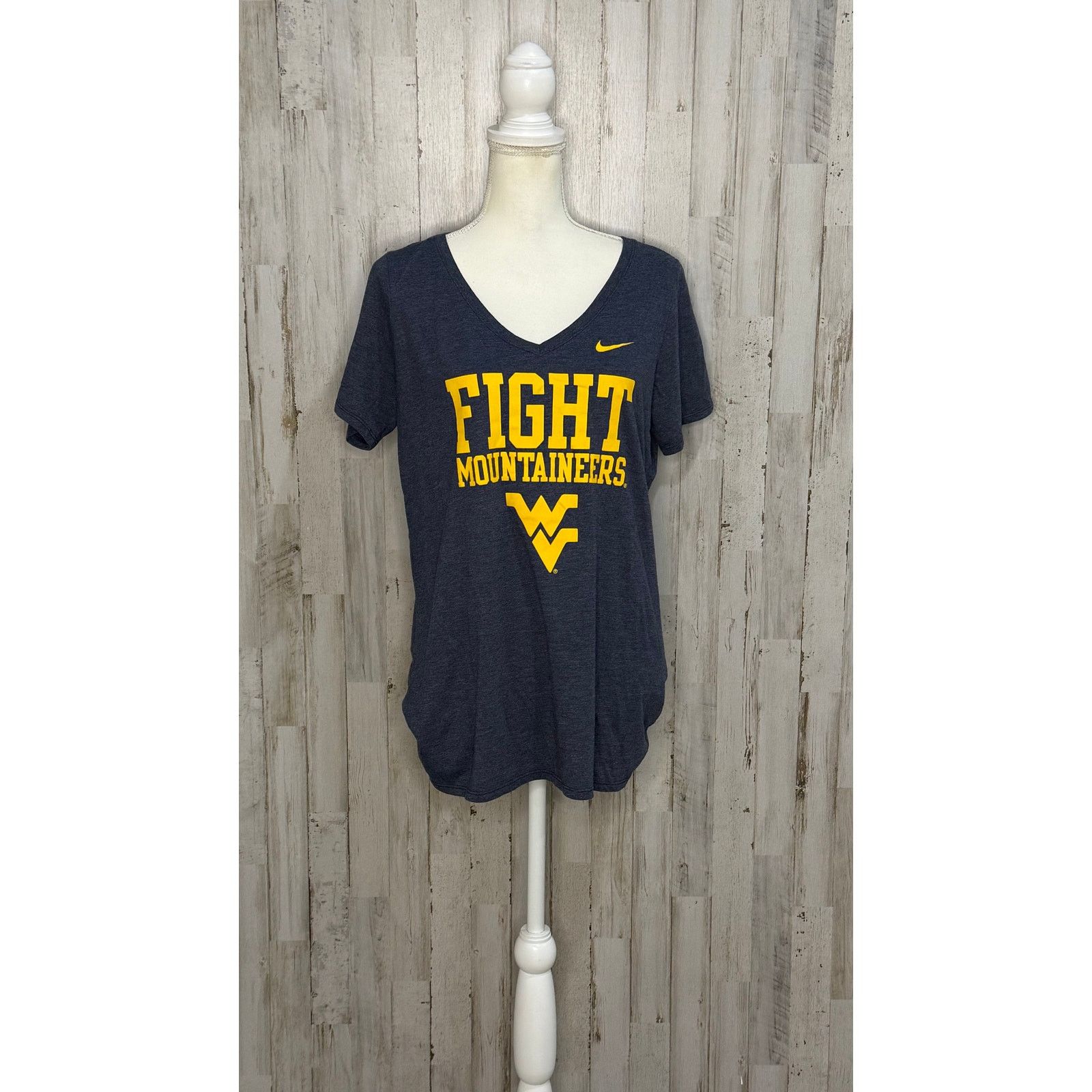 Nike Nike West Virginia Mountaineers Women's V-Neck T-Shirt XL Size XL / US 12-14 / IT 48-50 - 1 Thumbnail