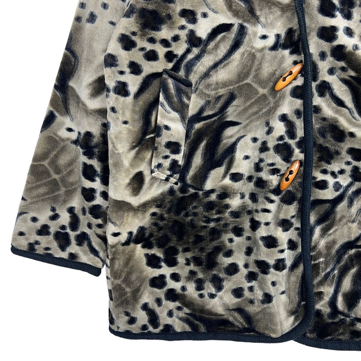 Japanese Brand 🔥 VINTAGE LEOPARD MOTIVE SHAWL COLAR JACKET Size US L / EU 52-54 / 3 - 4 Thumbnail