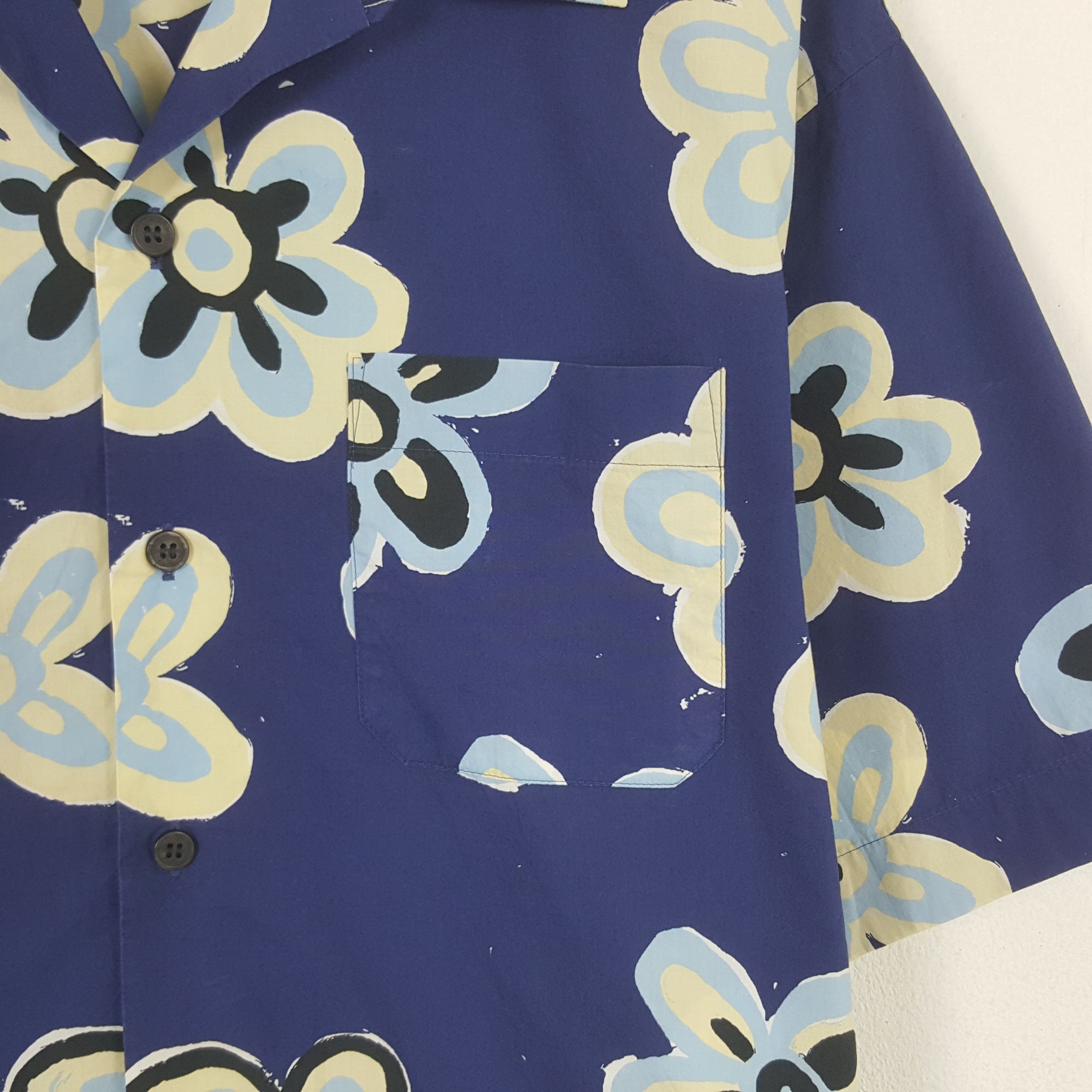 Marni × Uniqlo × Vintage Vintage Marni x Uniqlo Hawaii Button Up Shirt Size US L / EU 52-54 / 3 - 2 Thumbnail