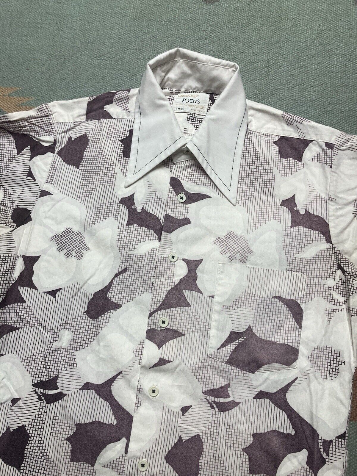 Vintage VTG 70s button shirt career club dagger collar camo medium Size US M / EU 48-50 / 2 - 3 Thumbnail
