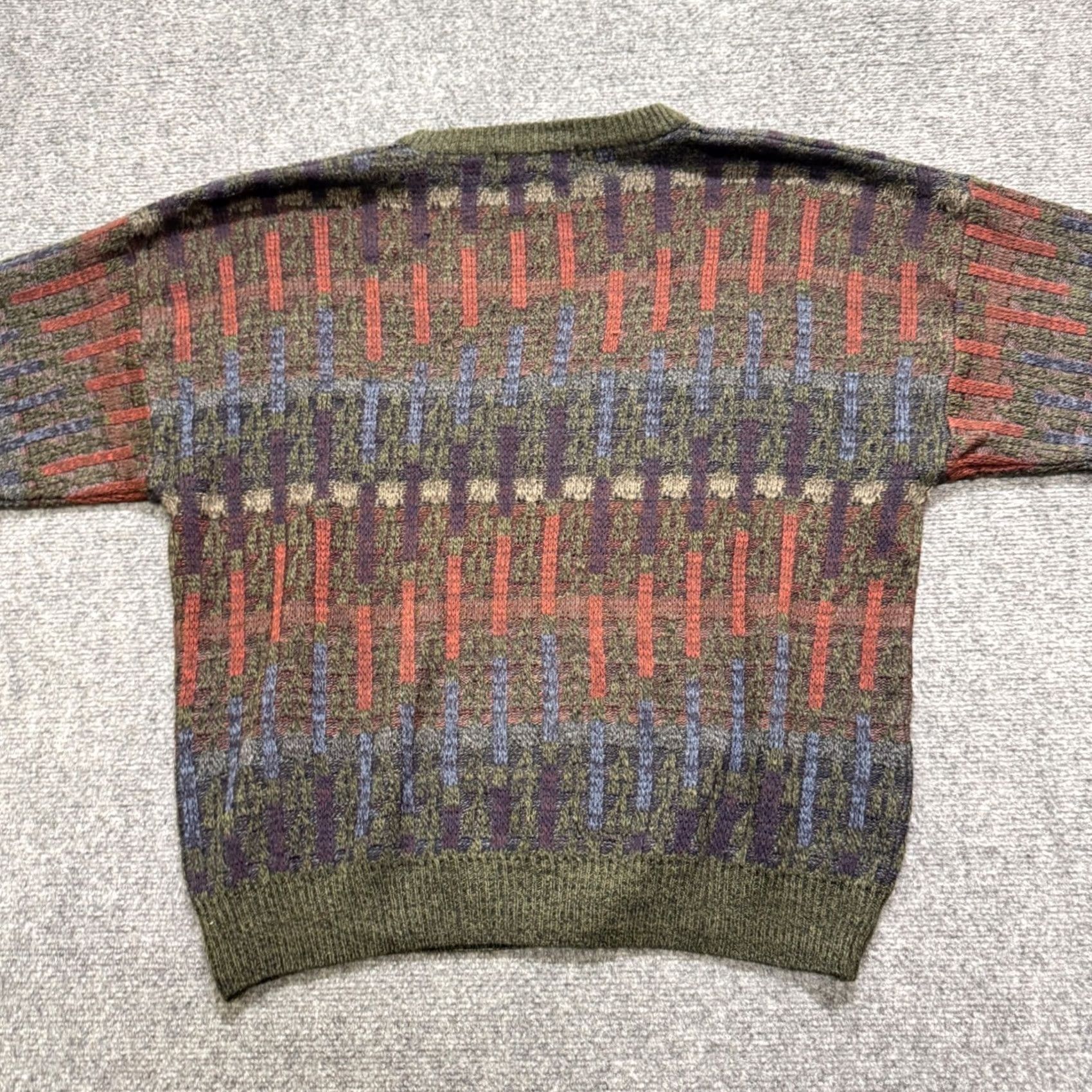 Coogi VINTAGE Geoffrey Beene Knitted Sweater Mens L Patterned Y2K Coogi Style 90s Sweater Mens L Patterned Y2K Coogi Style 90s Size US L / EU 52-54 / 3 - 7 Thumbnail