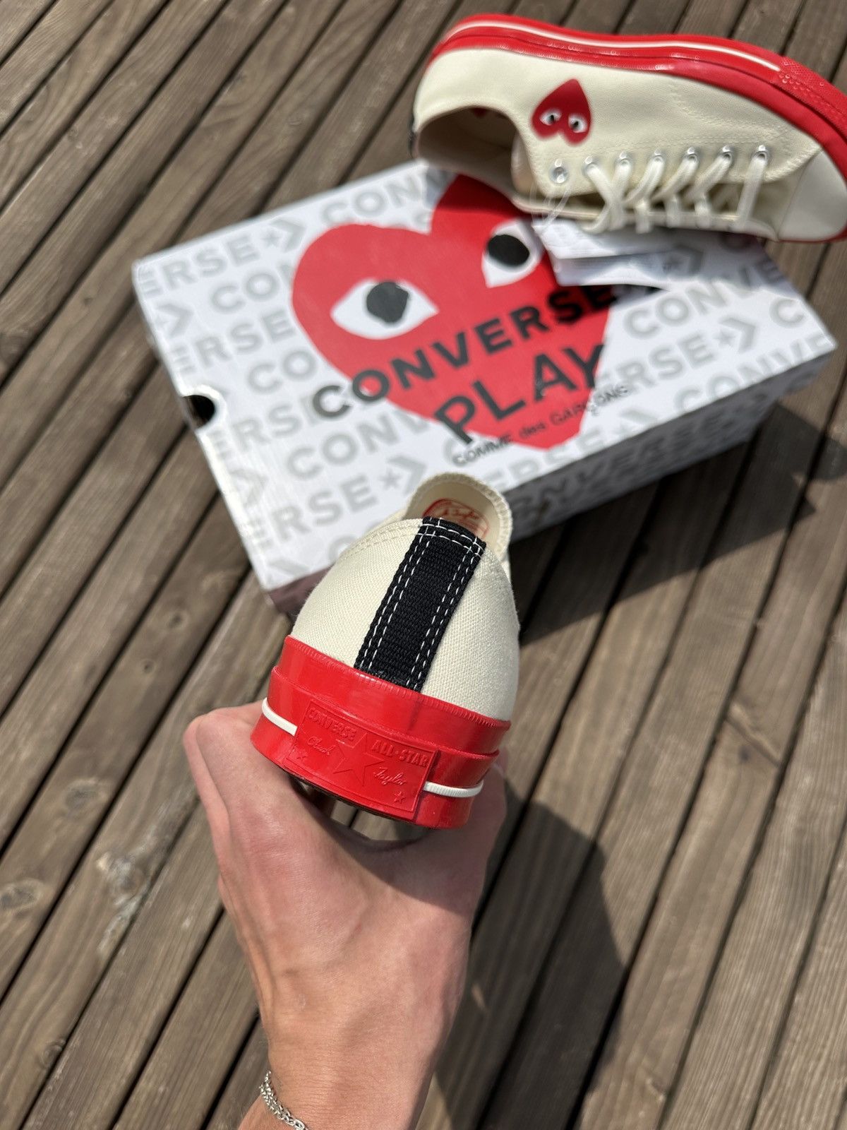 Converse Converse x Comme des Garçons PLAY Chuck 70 Low Pristine Red Size US 8 / EU 41 - 4 Thumbnail