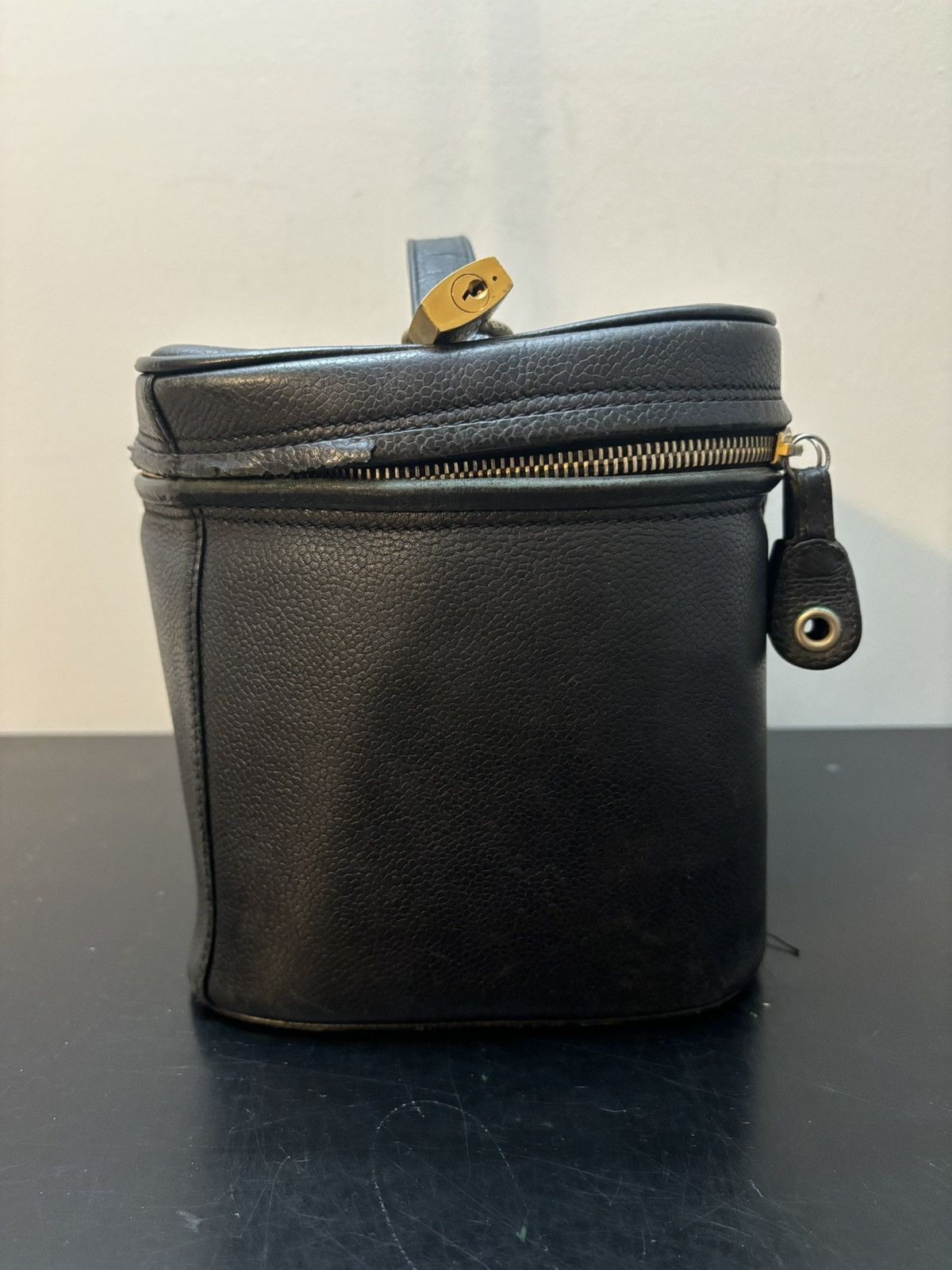 Chanel Chanel CC Timeless Leather Vanity Case Black Size ONE SIZE - 3 Thumbnail