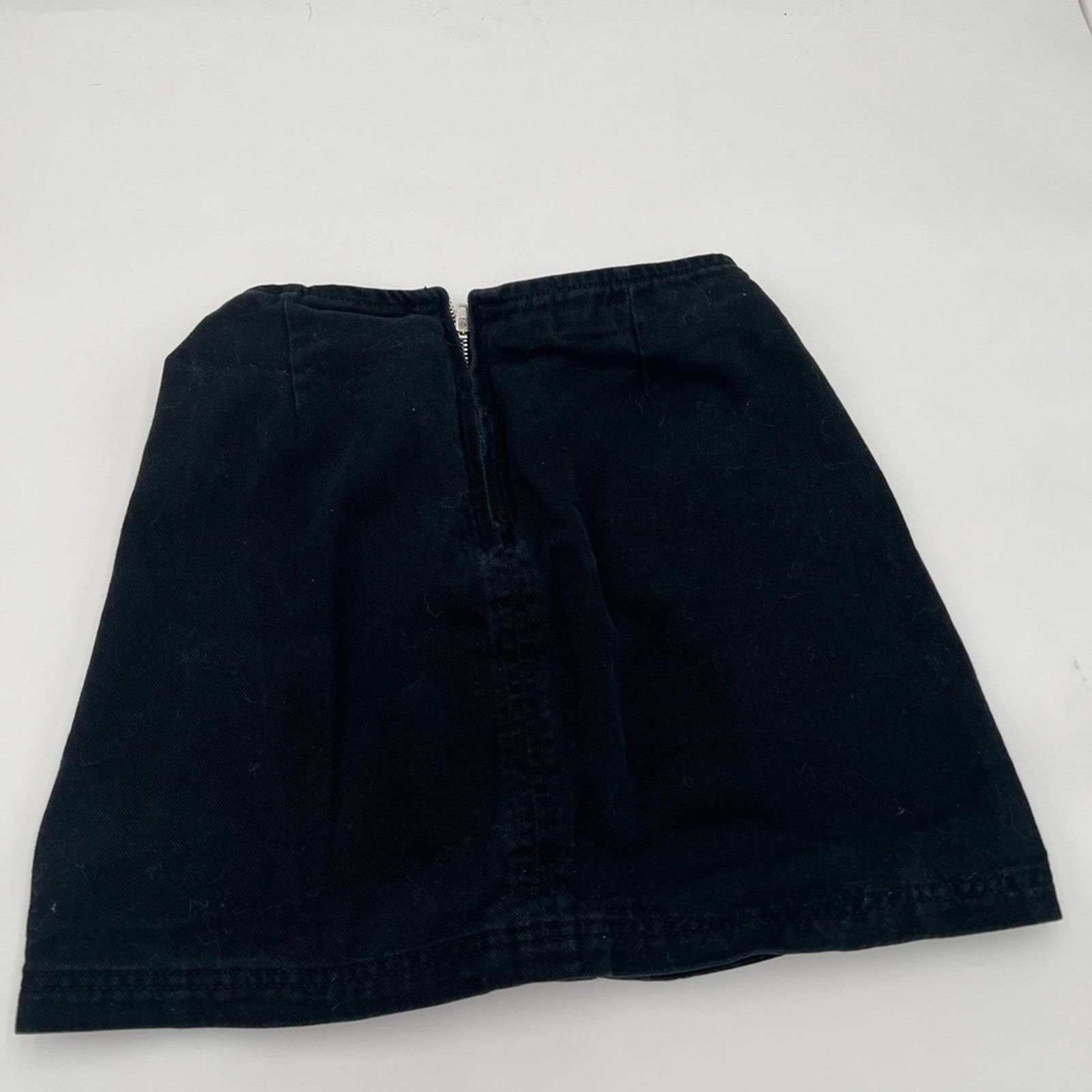Urban Outfitters Urban Outfitters BDG Sara Twill Mini, Black Size XS Size 26" / US 2 / IT 38 - 4 Thumbnail
