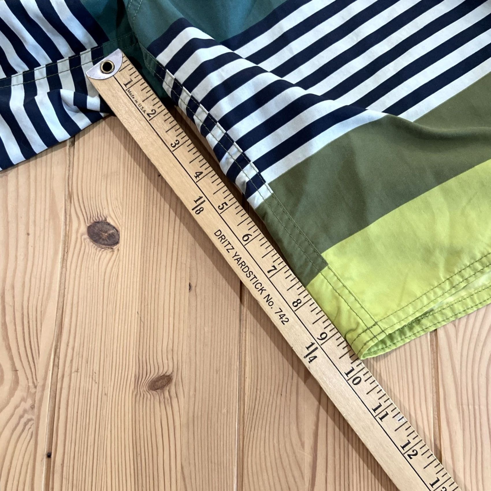 Patagonia PATAGONIA Boardshorts Green 19-inch Stretch Planing Sz-30 Men XS? No, size 30, Regular Size US 30 / EU 46 - 5 Thumbnail