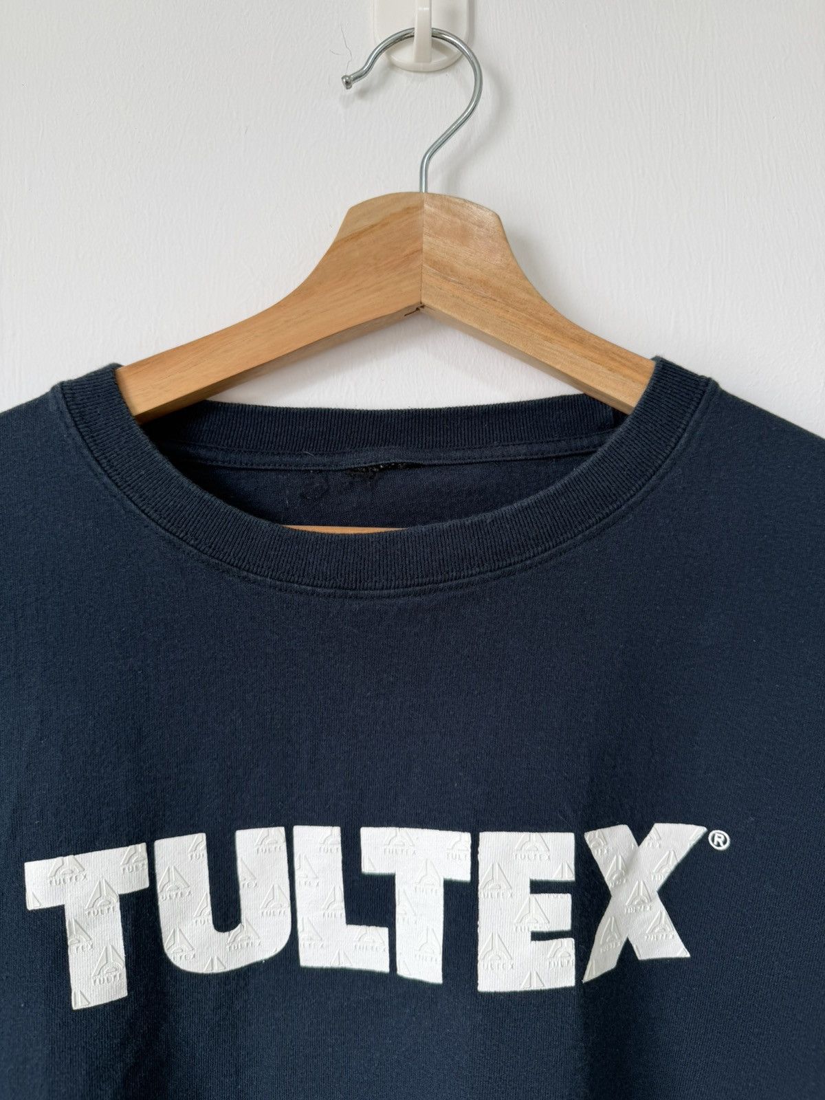 Tultex Vintage Tultex Spellout Tee Size US XL / EU 56 / 4 - 2 Thumbnail