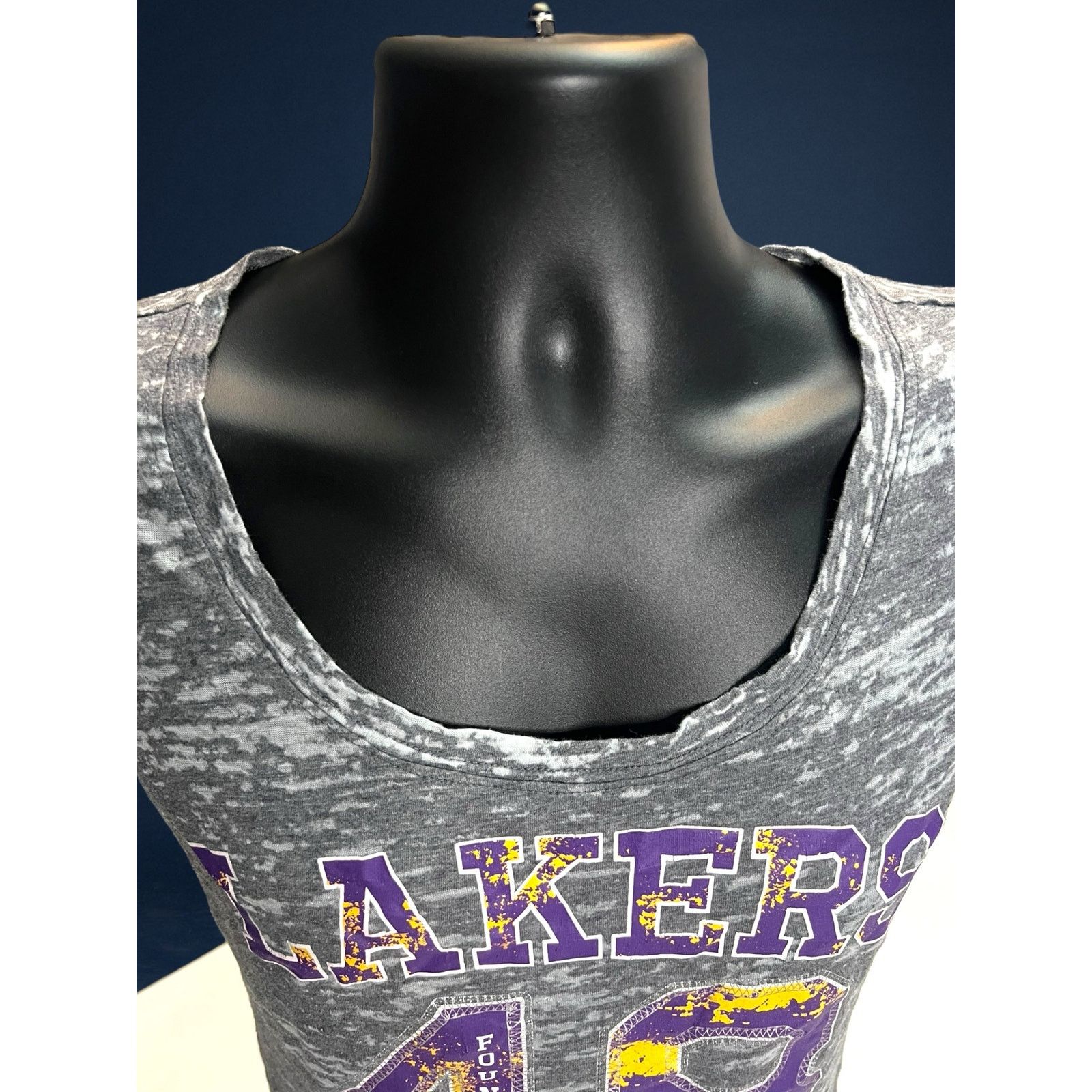 NBA LA Lakers Women’s T-Shirt Size M | 48 Founded design NBA Tee Size M / US 6-8 / IT 42-44 - 6 Thumbnail