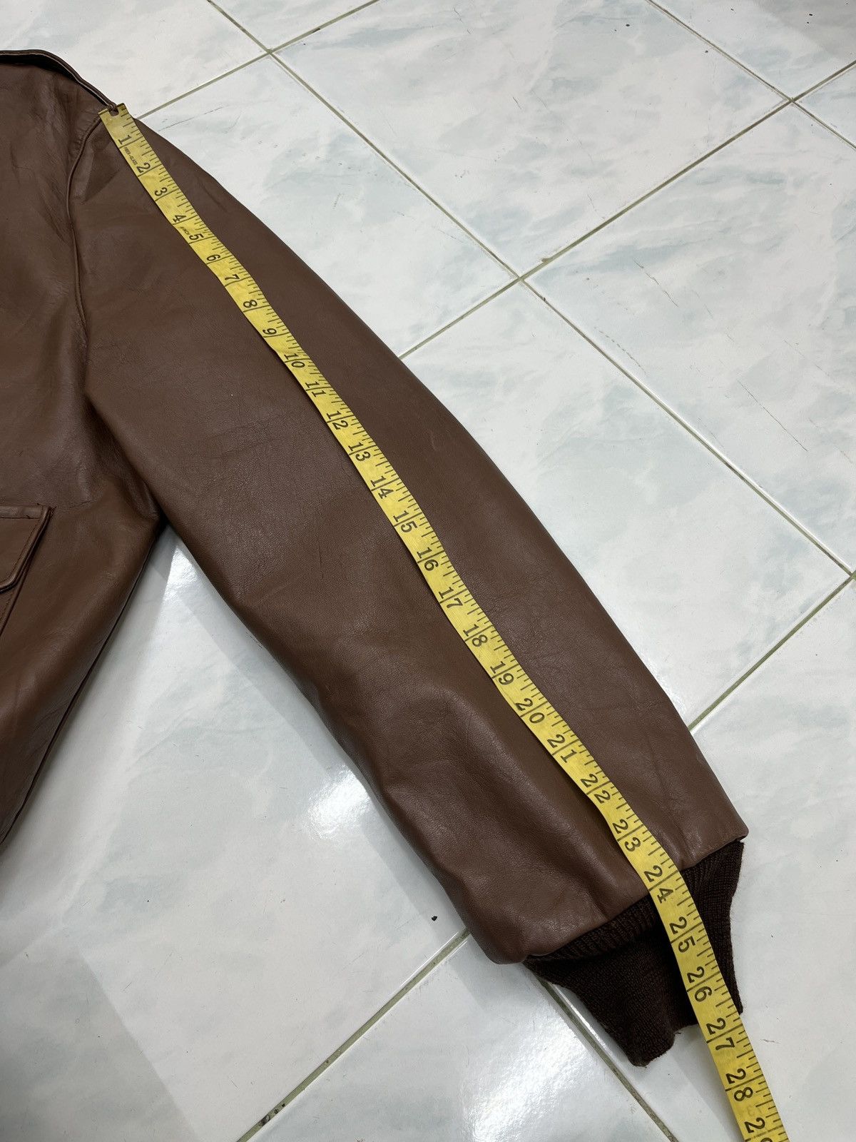 Willis & Geiger VTG WILLIS GEIGER US AIR FORCE A2 LEATHER JACKET Size US M / EU 48-50 / 2 - 25 Thumbnail