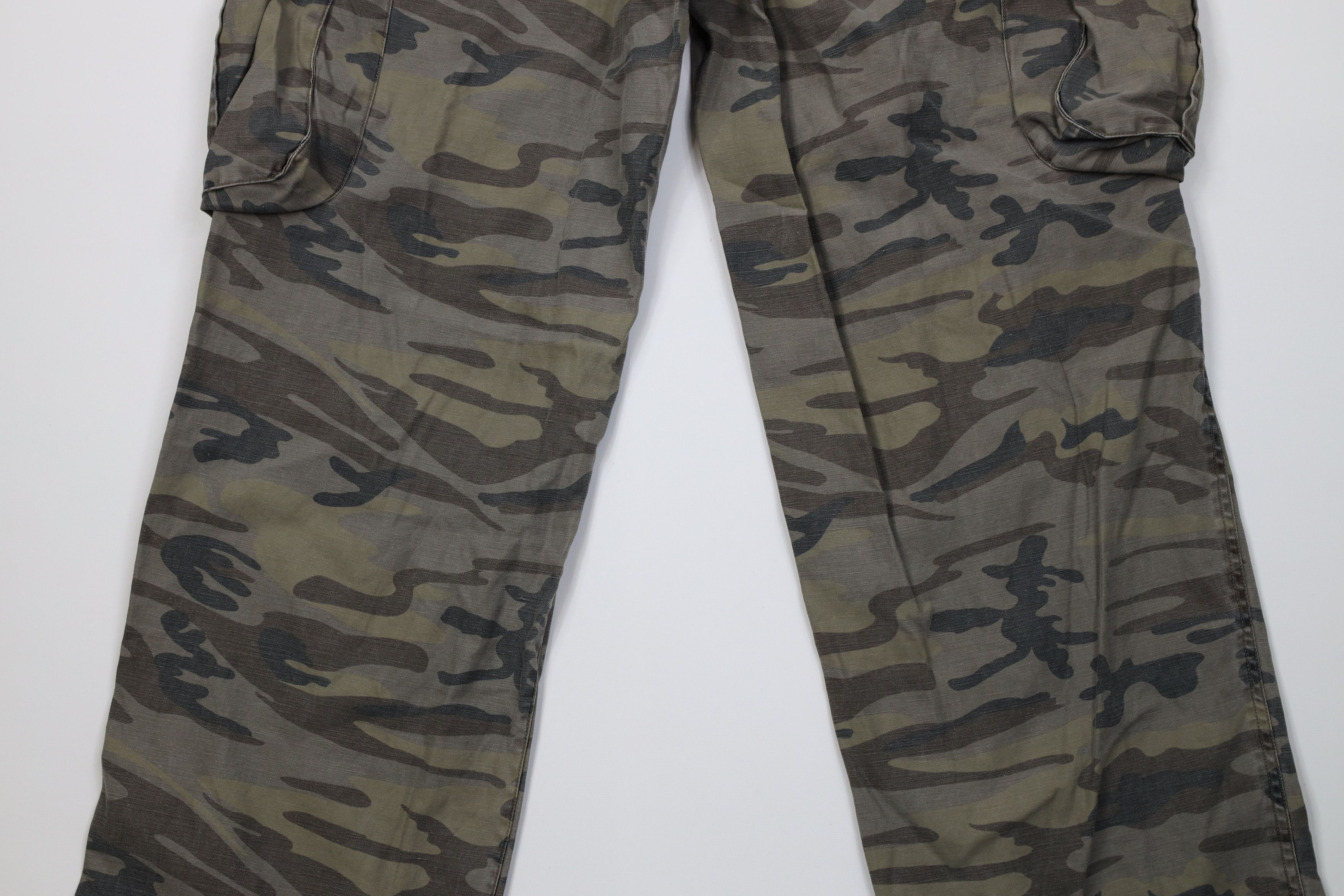 Vintage Vintage Y2K Streetwear Baggy Wide Leg Cargo Pants Camouflage Size US 34 / EU 50 - 10 Thumbnail