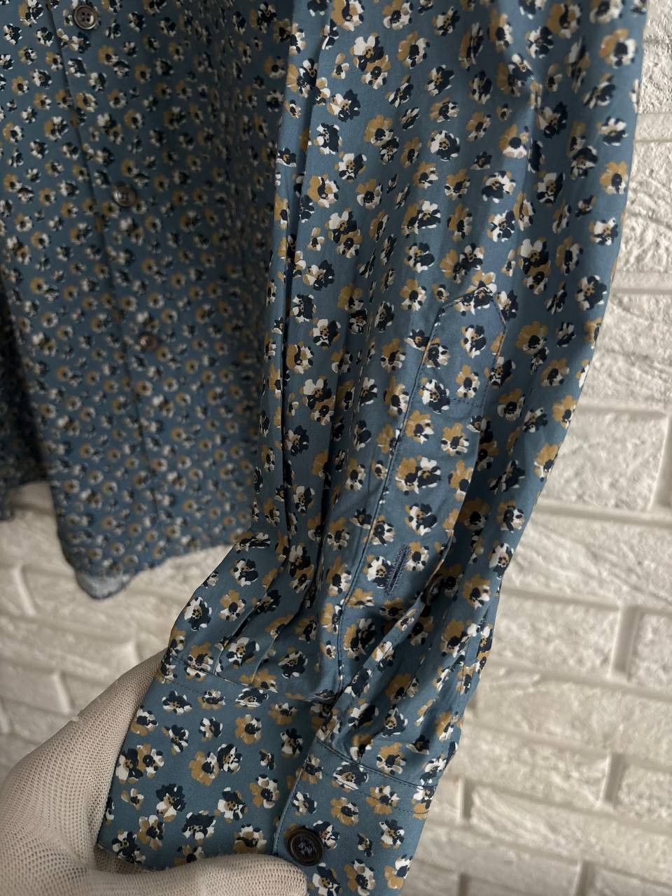 Salvatore Ferragamo Salvatore Ferragamo men`s shirt new colectin floral printed Size US M / EU 48-50 / 2 - 4 Thumbnail