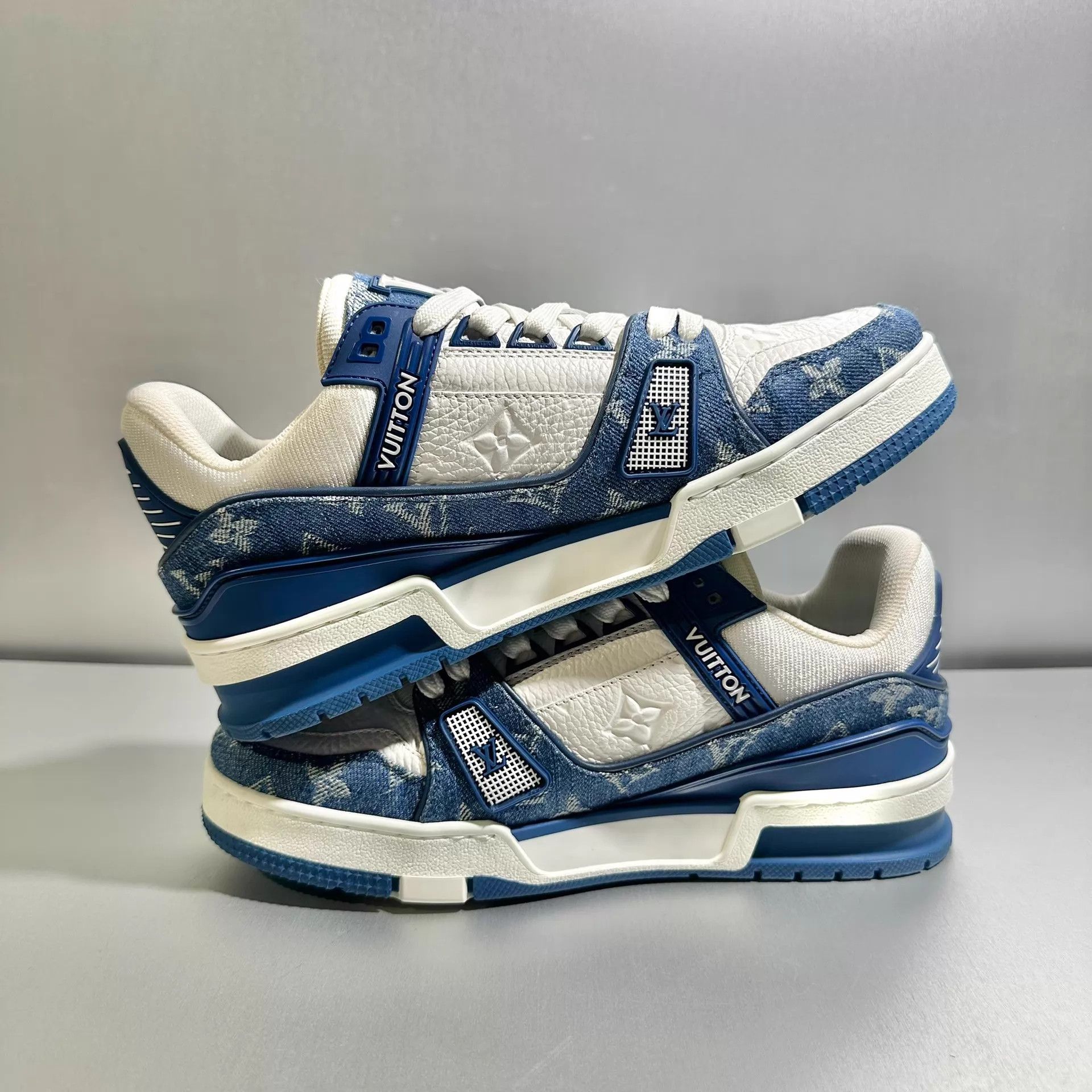 Louis Vuitton Louis Vuitton Trainer White Blue Denim 4/38 Worn once Size US 7.5 / IT 37.5 - 4 Thumbnail