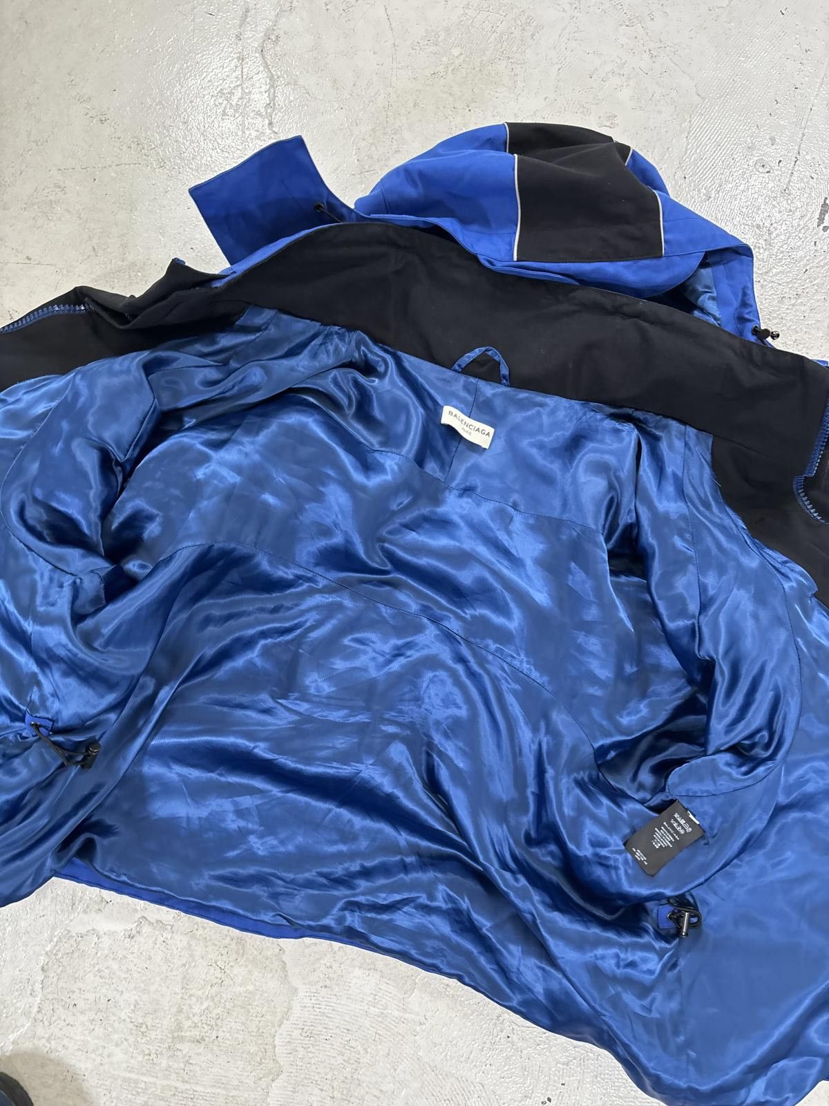 Balenciaga Balenciaga FW16 Swing Parka Size US M / EU 48-50 / 2 - 5 Thumbnail
