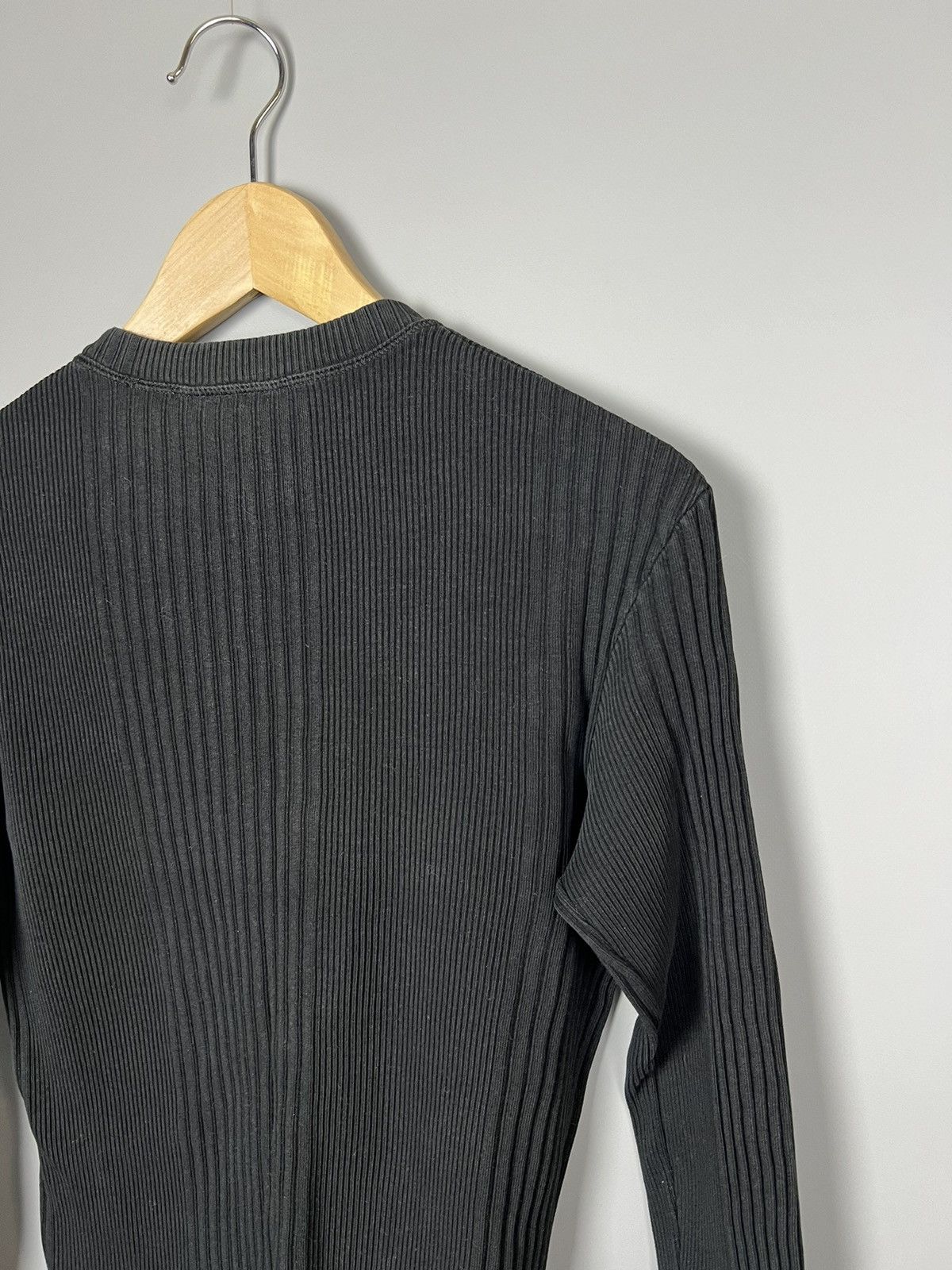 Dolce & Gabbana Dolce & Gabbana jeans long sleeve t shirt tee vintage rare Size M / US 6-8 / IT 42-44 - 12 Thumbnail